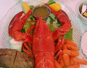 Dem Senators Munch on Lobster in Coatroom During Reconciliation Process