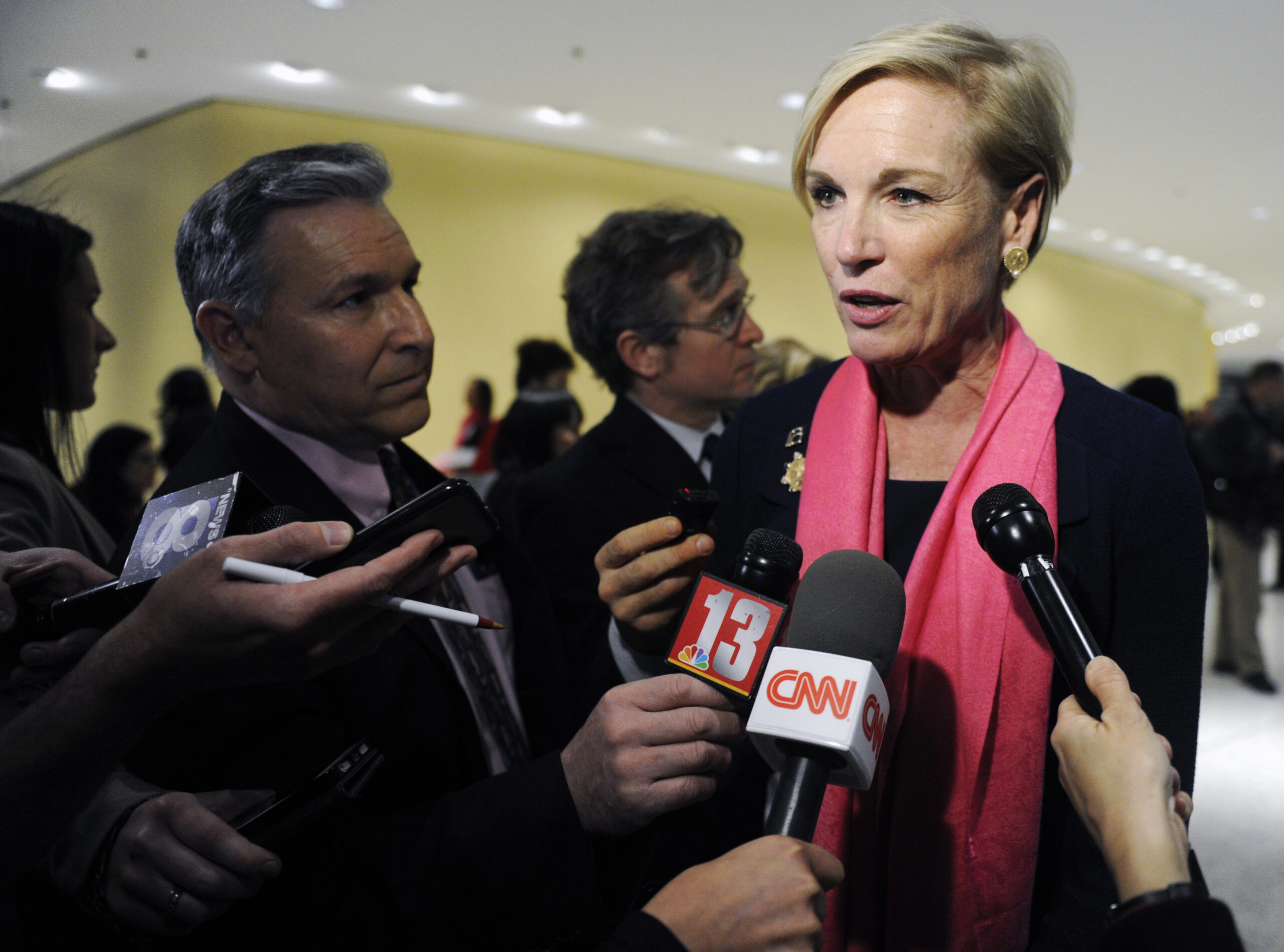 Report: Planned Parenthood HQ average exec salary $389,514