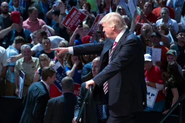 Experts: Trump discouraged future Russian email leaks