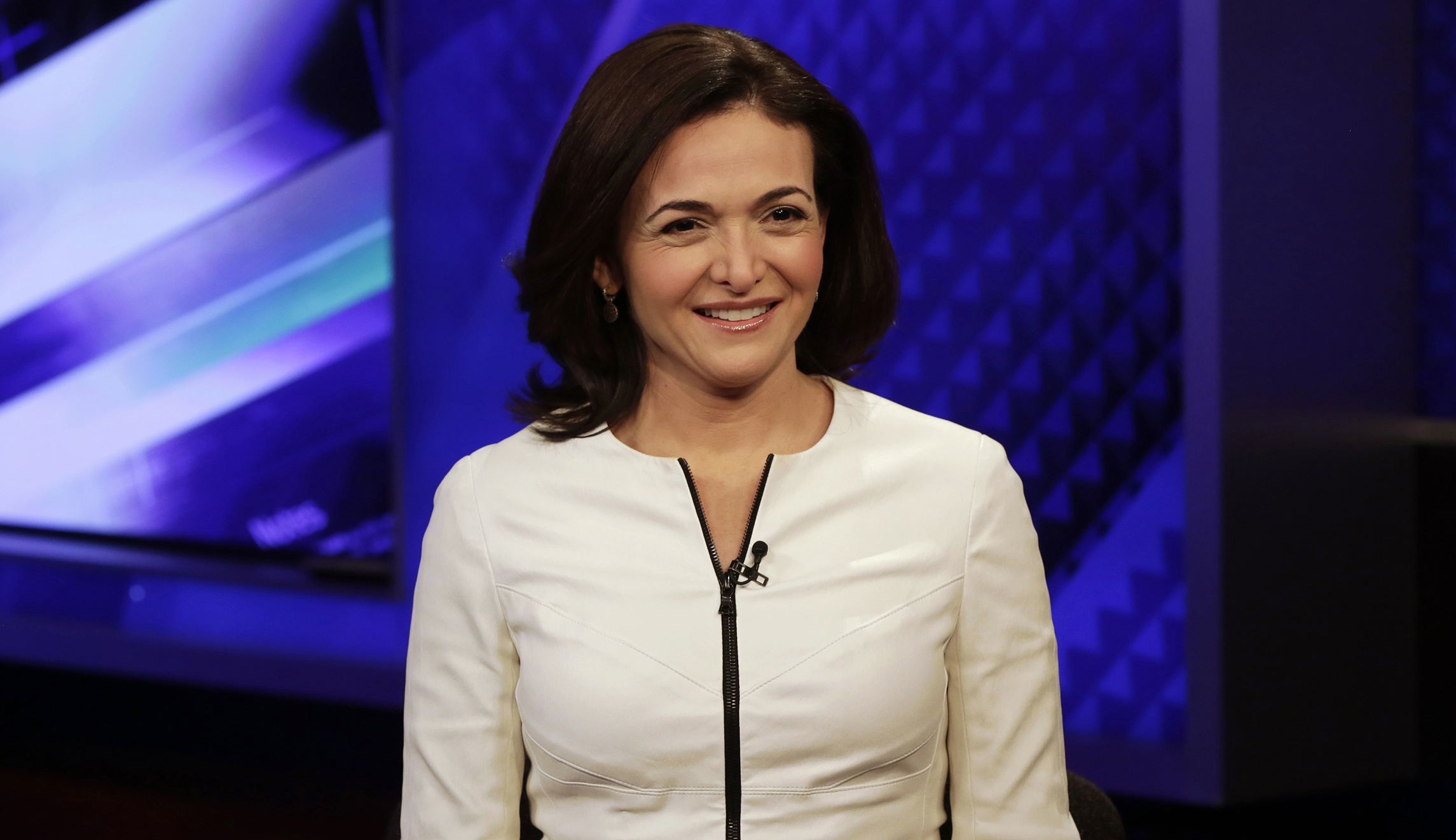 Democrats turn down top lobbying roles at Facebook as scandals pile up