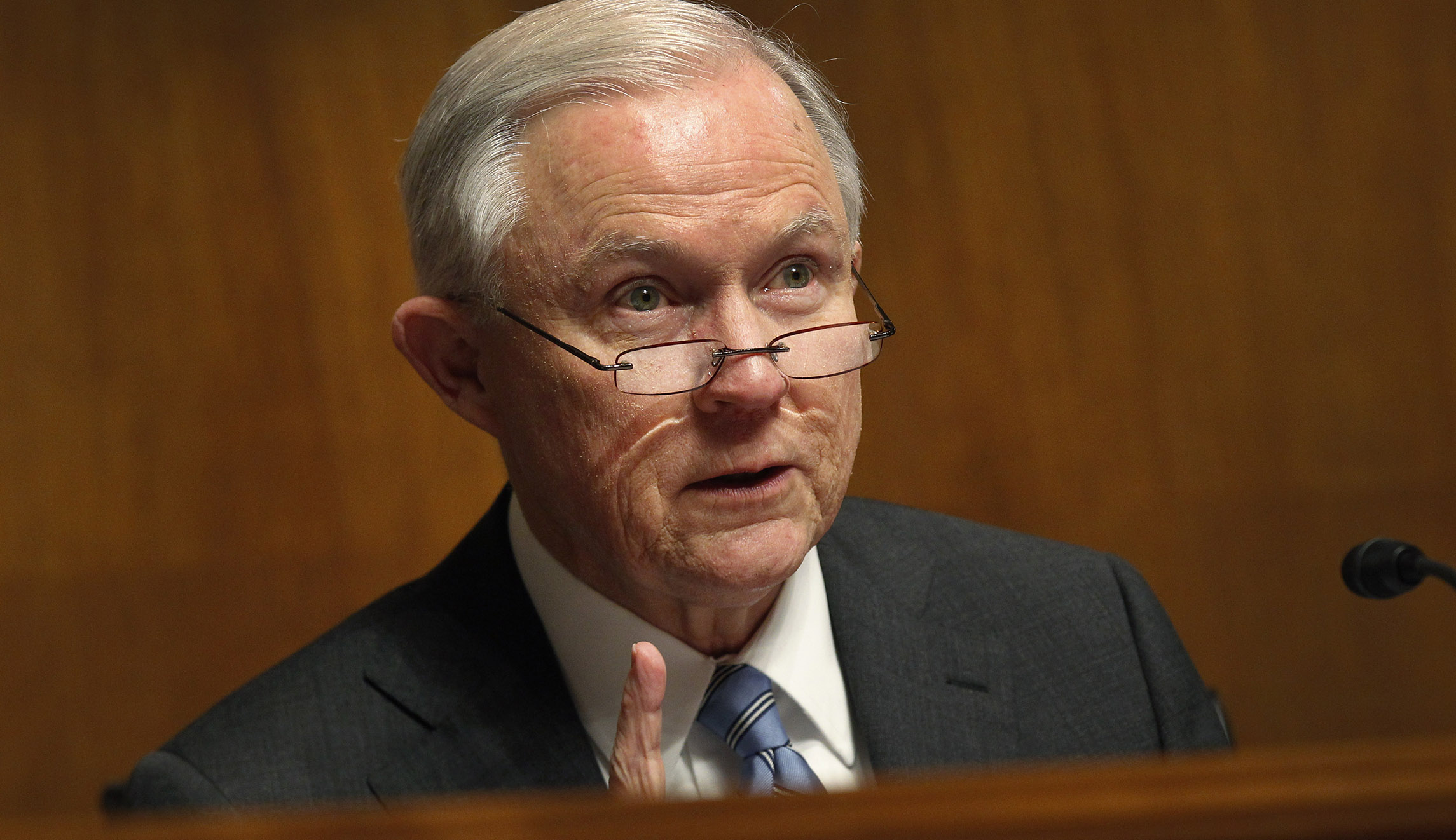Jeff Sessions slams ‘state of lawlessness’ in Chicago