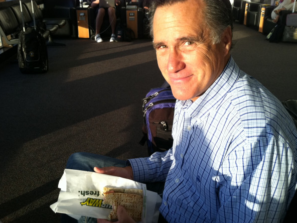 Romney eats Subway, flies Southwest