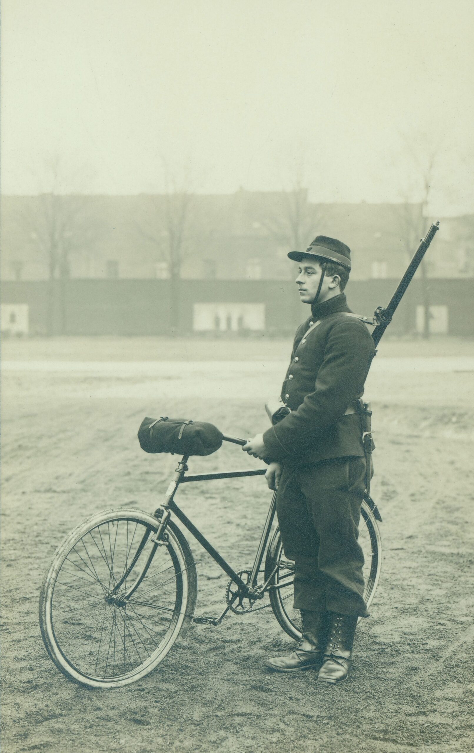 Tour de France marks World War I centennial