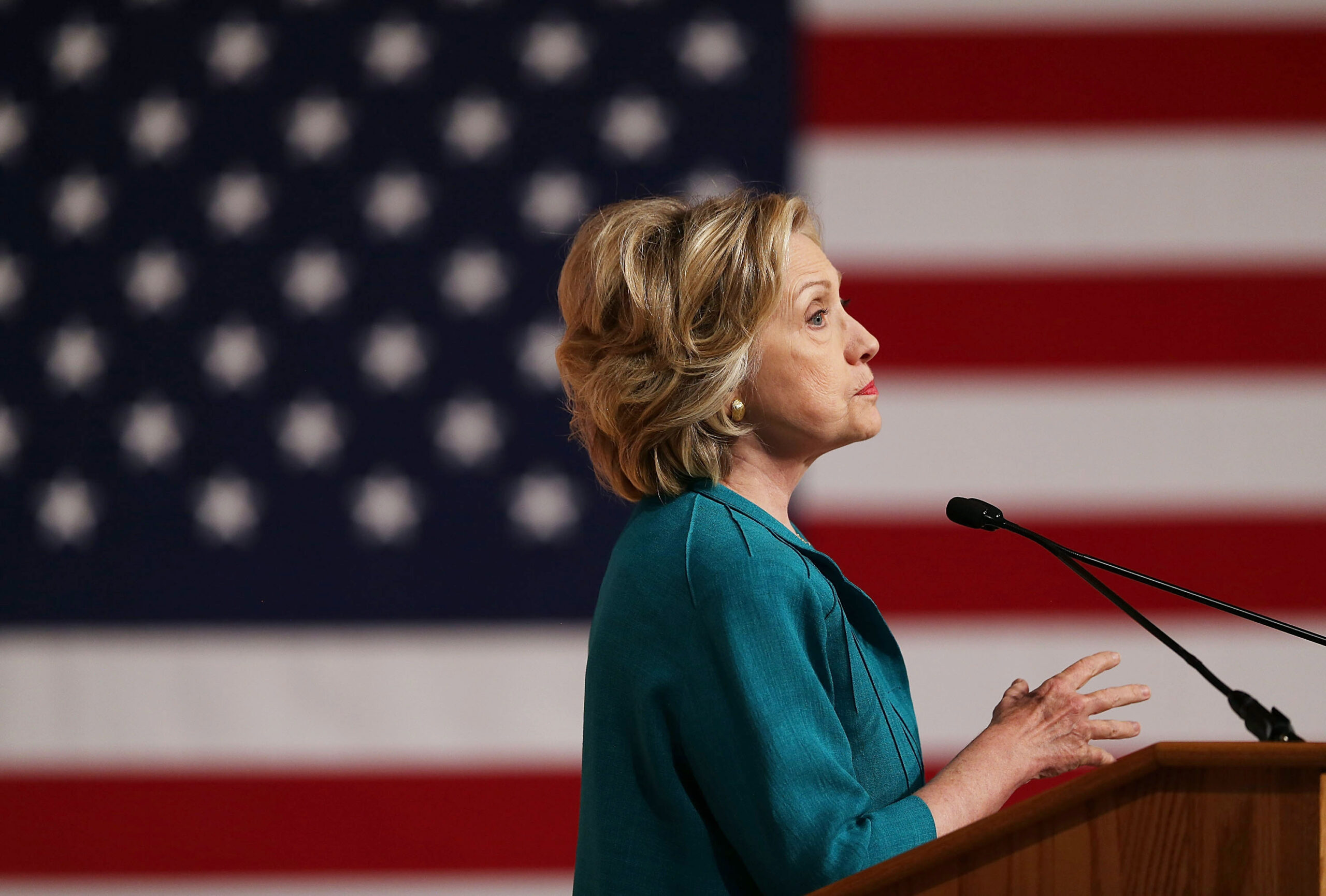 State Dept. to fall short of Clinton email production again in August