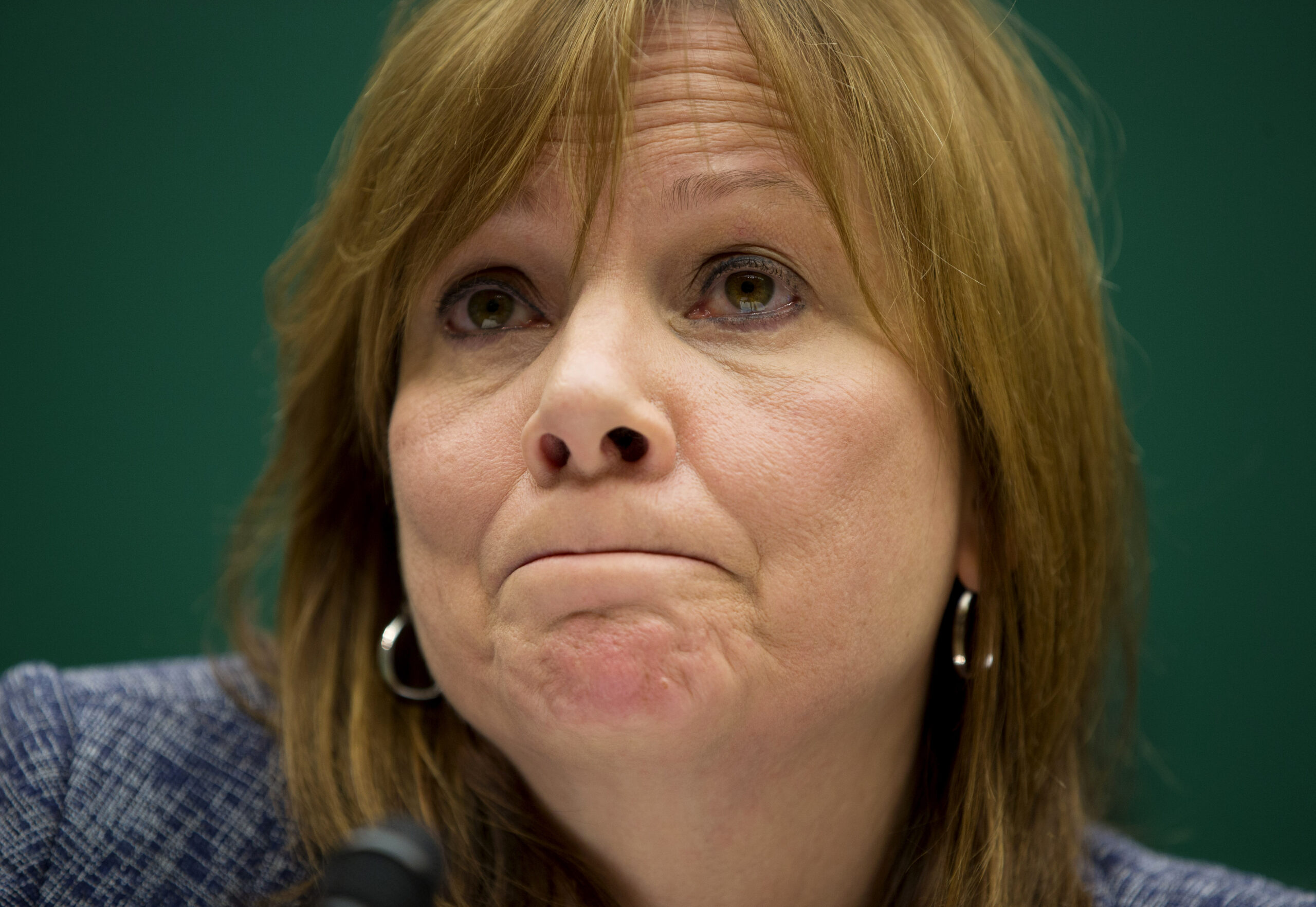 New CEO Mary Barra faces tough task in shedding old GM