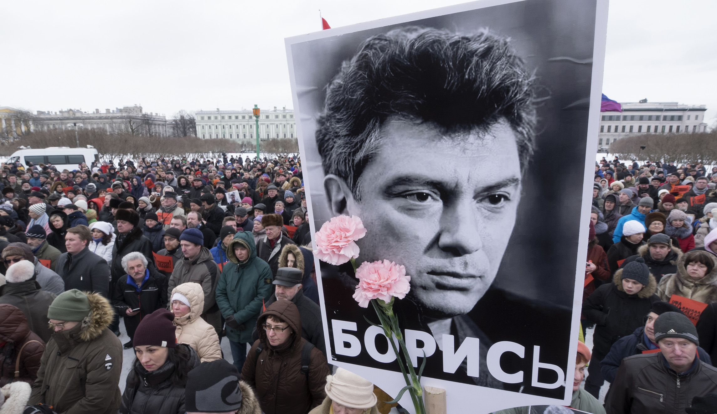 US calls on Russia to fully investigate death of opposition leader