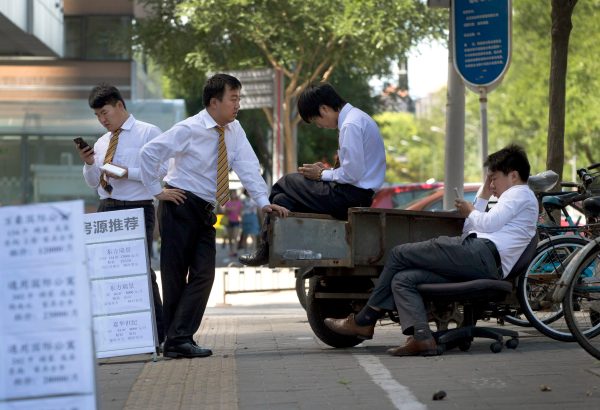 China housing slump sparks fears for economy