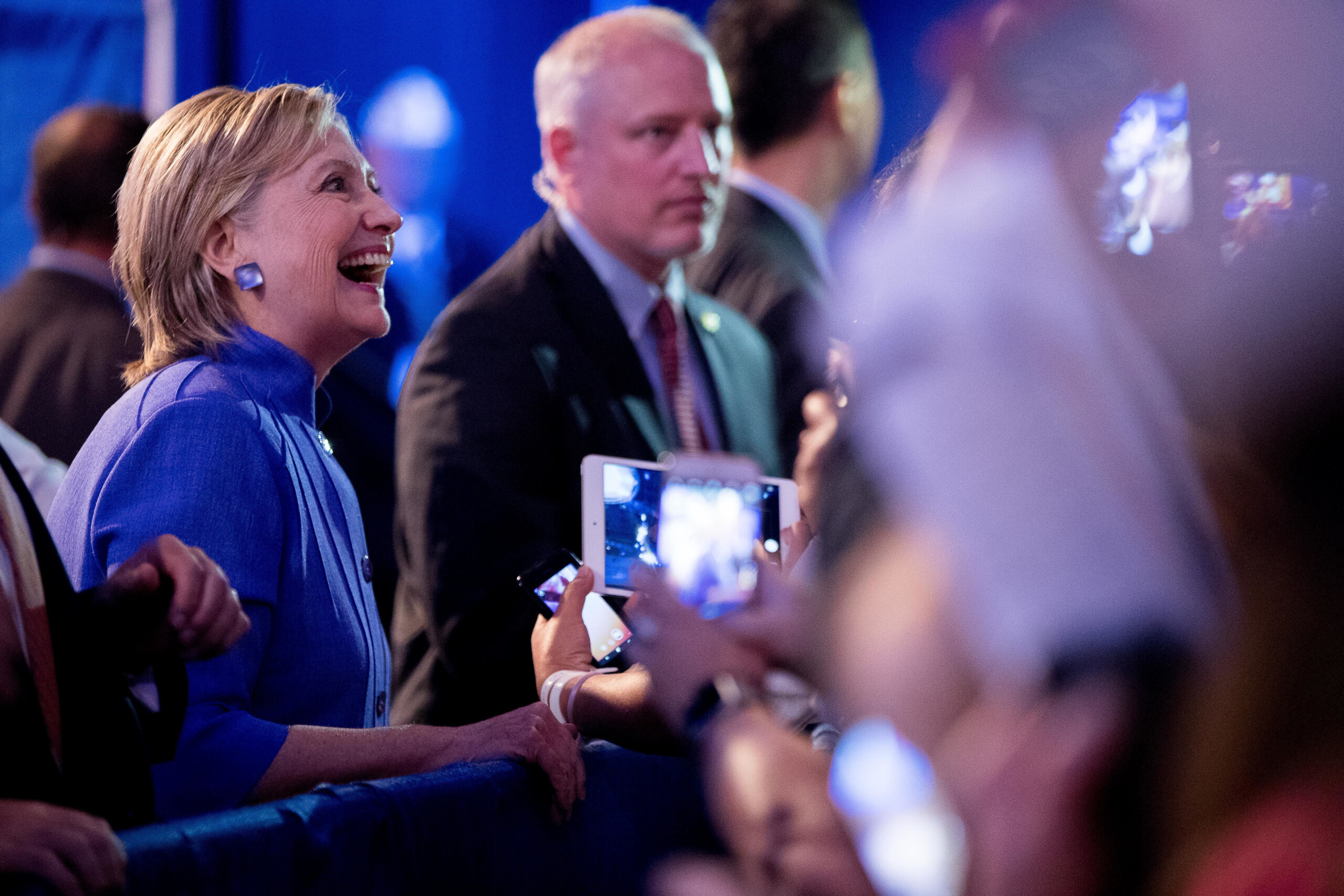 Clinton campaign defends foundation scandal with ‘explainer’