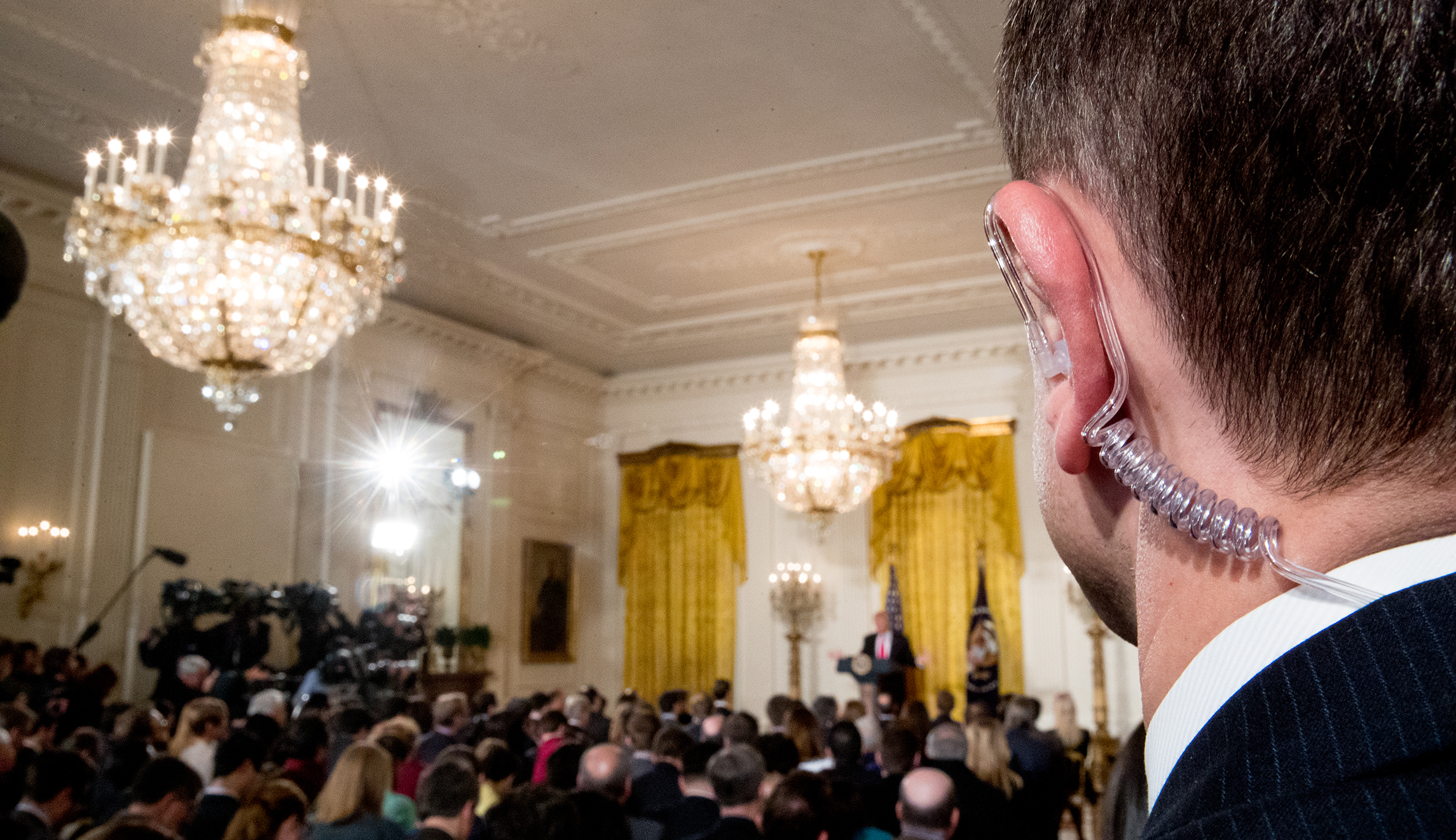 Too many White House officials receive Secret Service protection