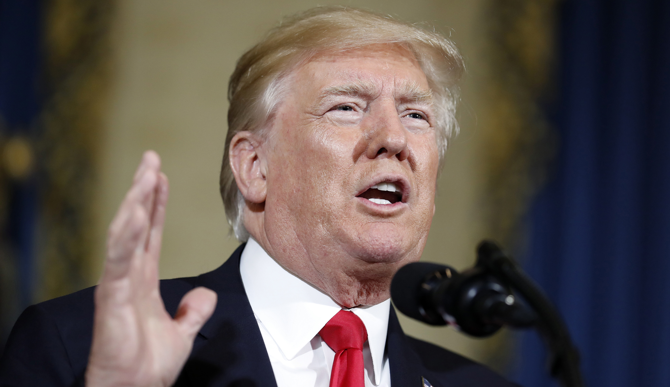 Democrats worried Trump will make recess appointment to replace Sessions