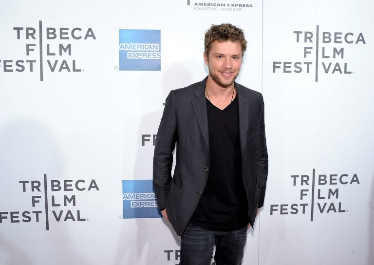 Phillippe drops out of network show