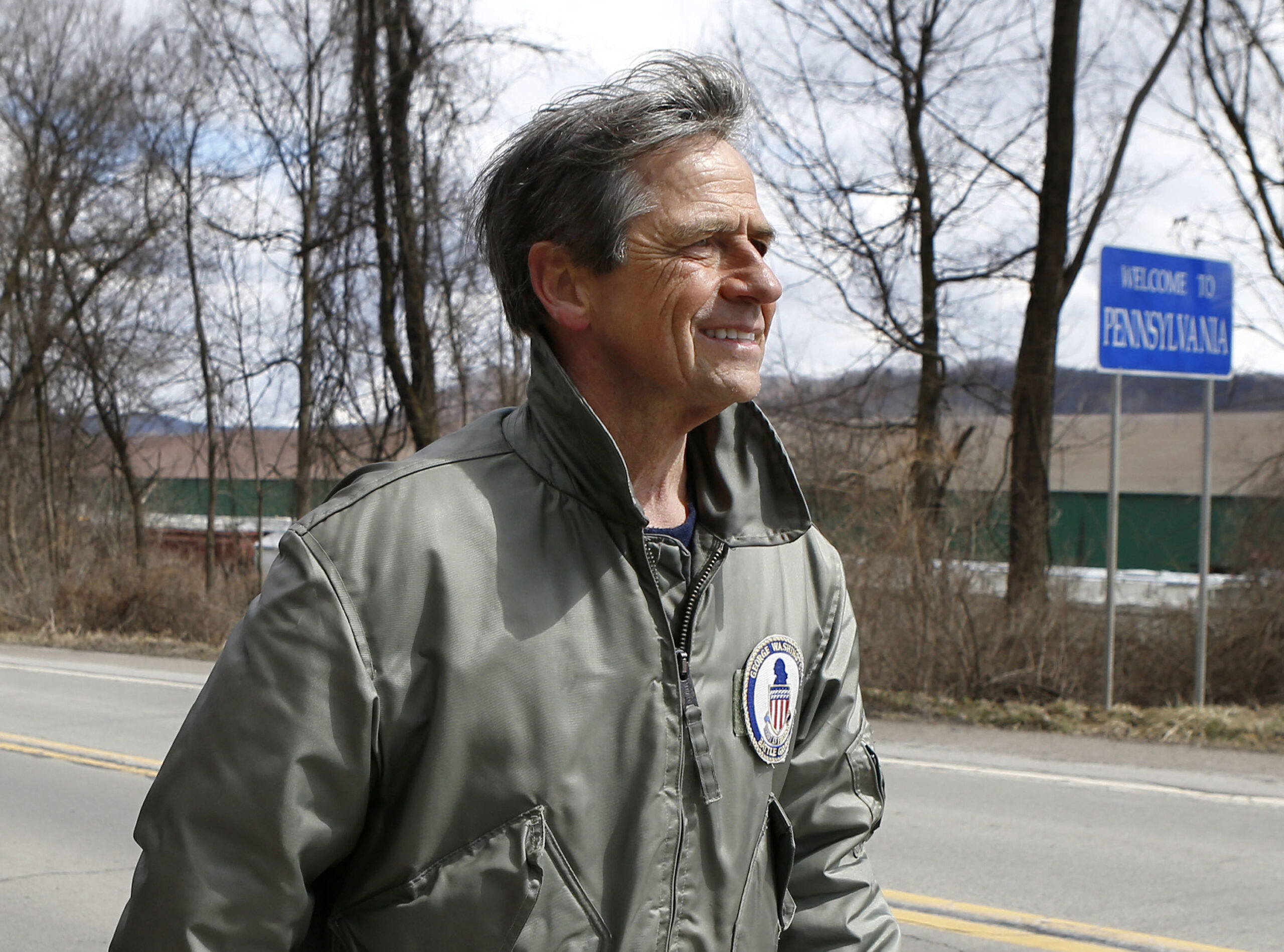 Joe Sestak pitted against Dem establishment again