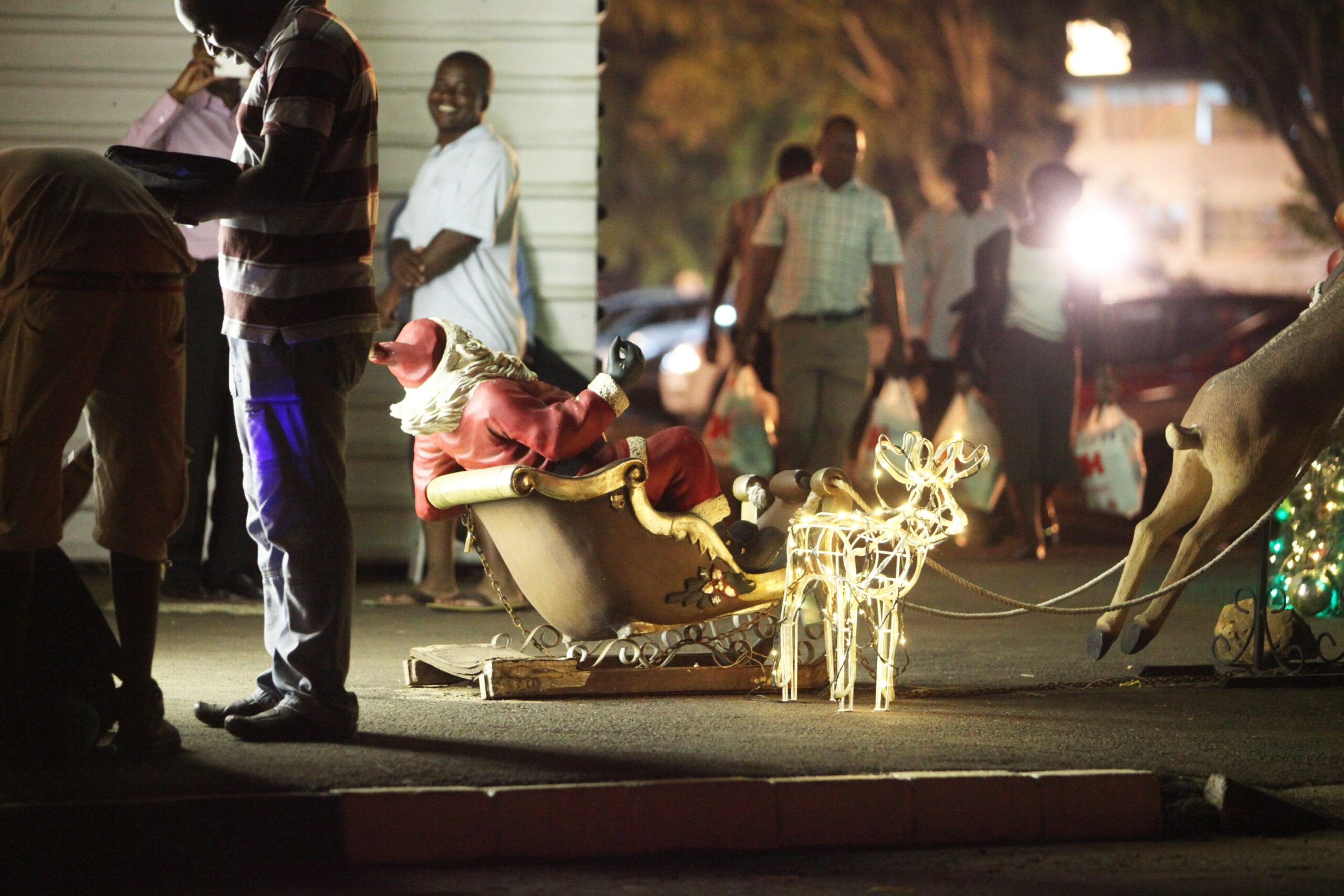Zimbabweans brace for bleak holidays