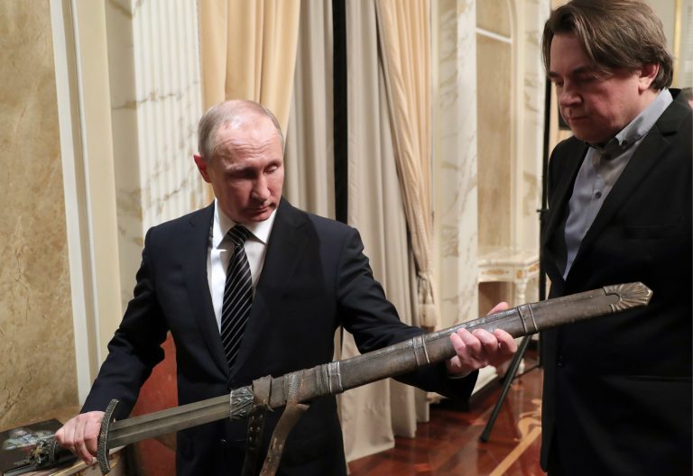 Russia Vilifies Obama for ‘Ruining the Holidays’ With Sanctions