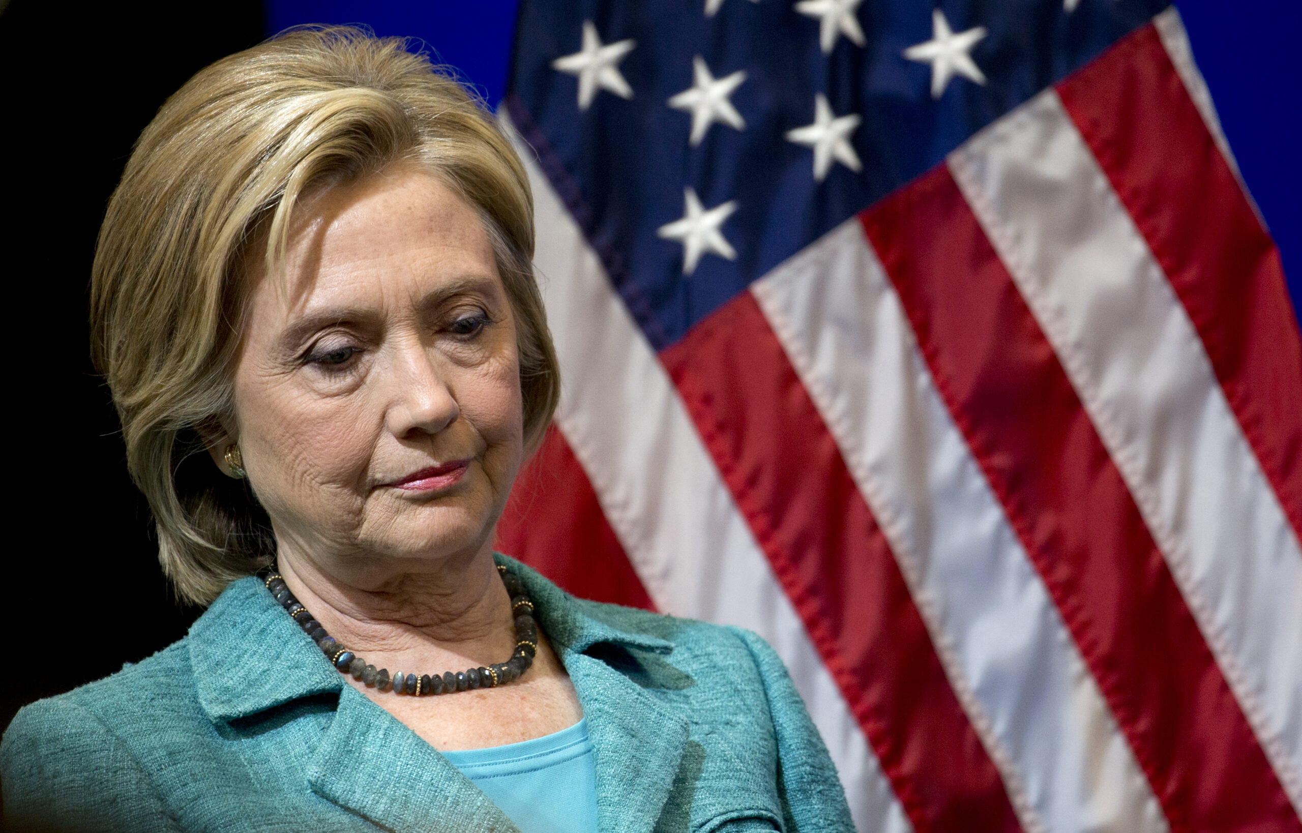 Clinton’s support tanks among Democrats: Poll