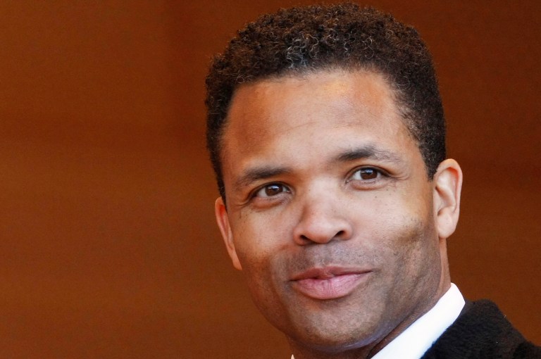 A government ethics expert wants the federal government to investigate former Rep. Jesse Jackson Jr.'s $138,000-a-year payout from a combination of worker's compensation and Social Security disability benefits. (AP Photo/Charles Rex Arbogast, File)