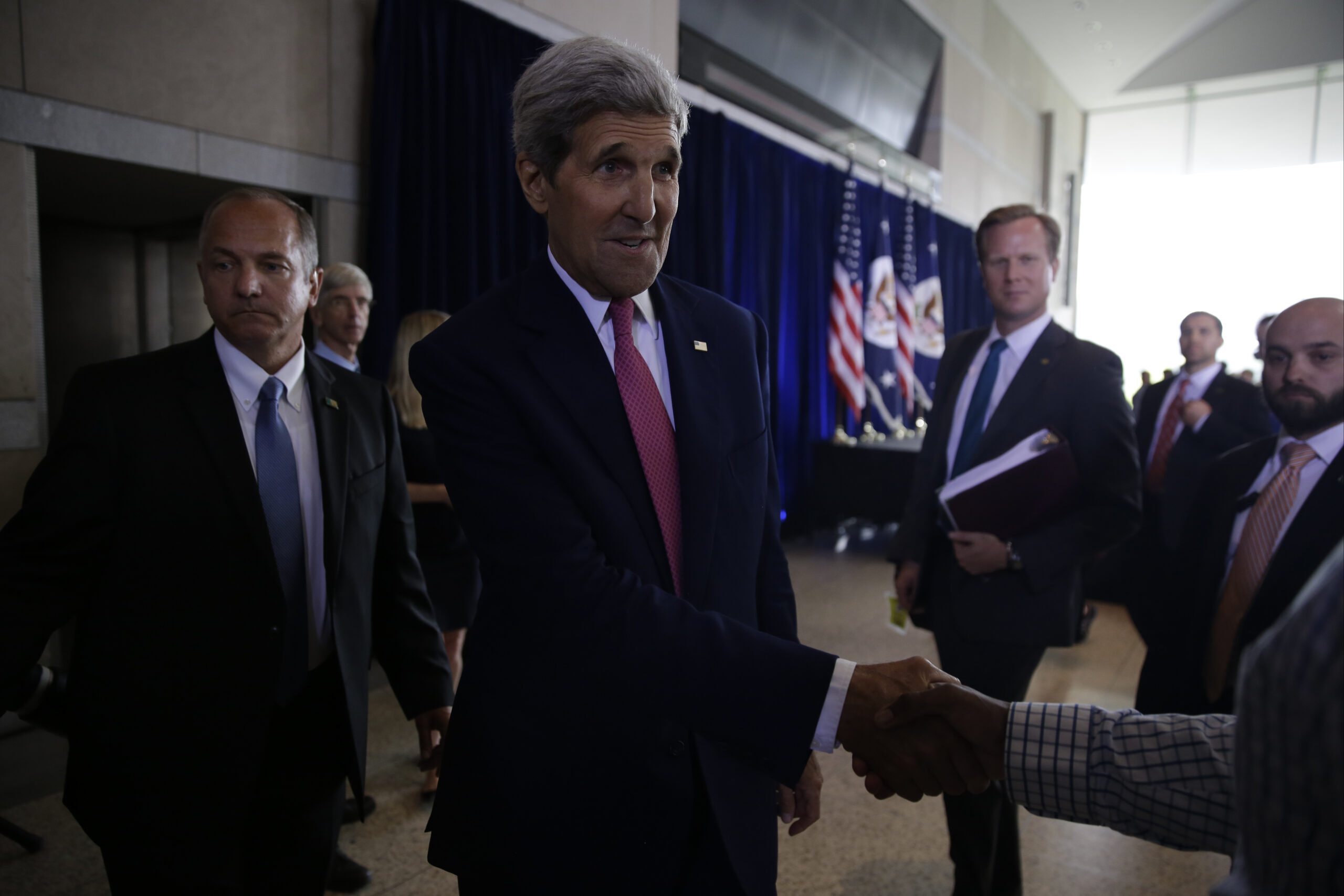 State Dept. names ‘transparency czar’ for Clinton emails