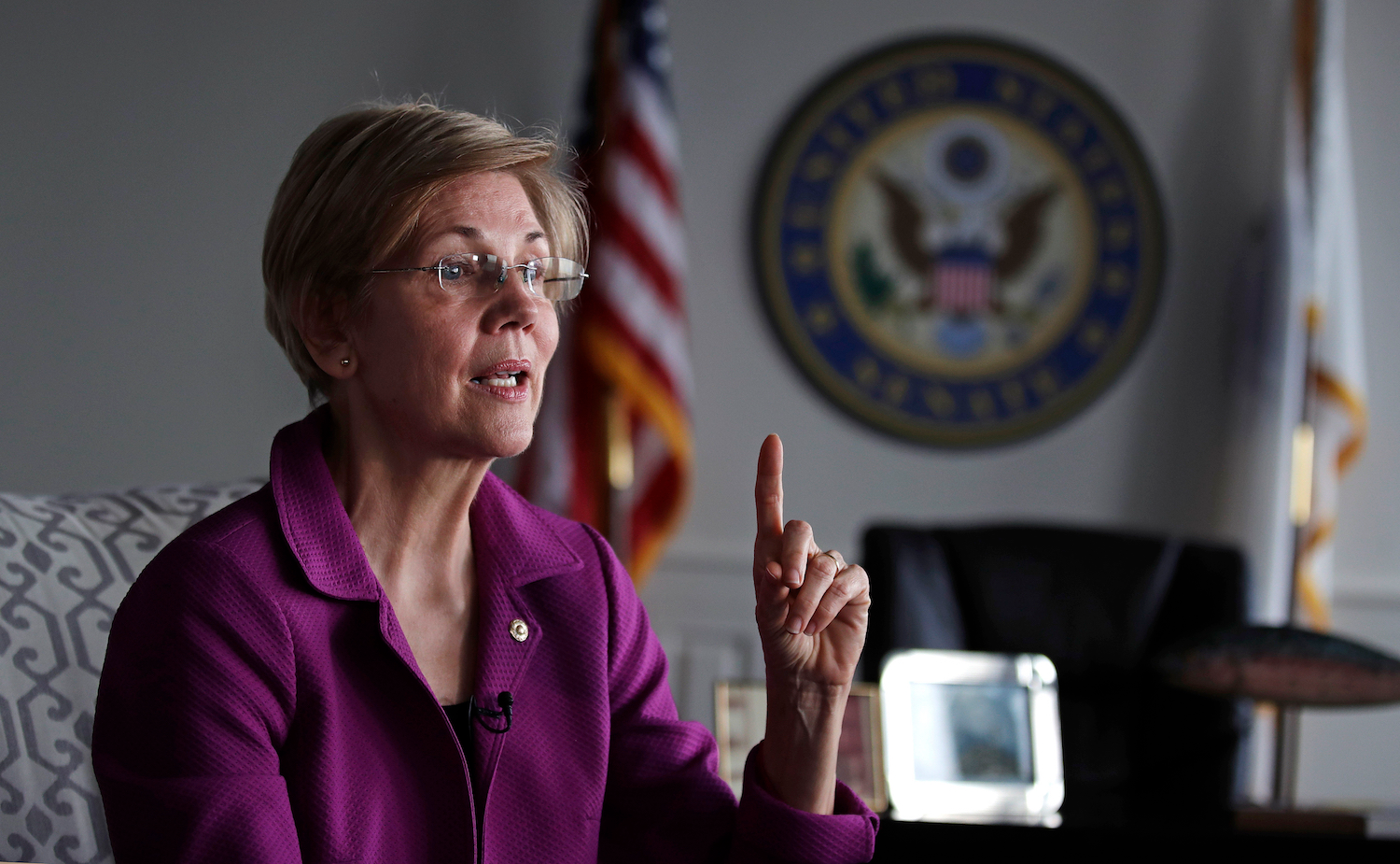 Elizabeth Warren to seek re-election in 2018