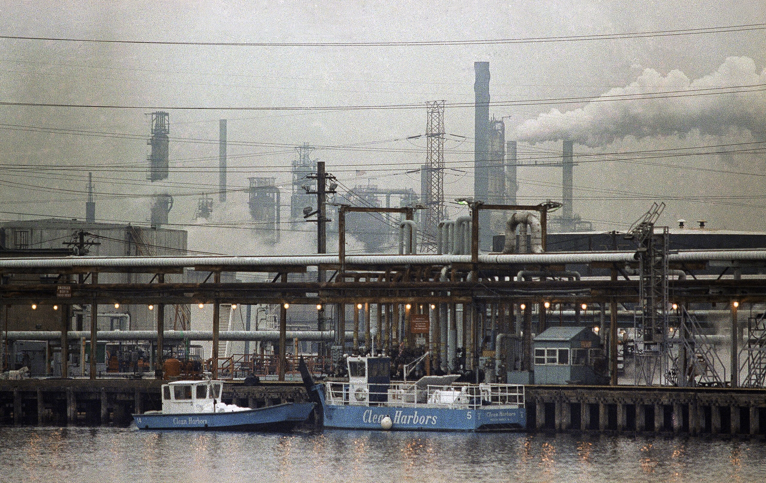 U.S. poised to become net energy exporter