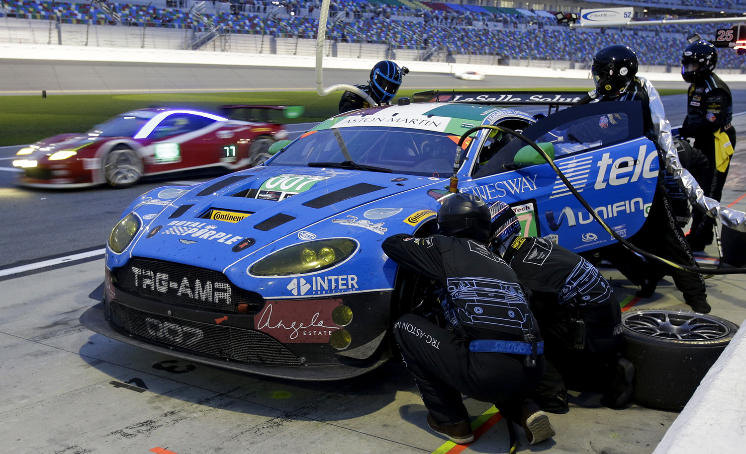 Race car industry remains under EPA threat