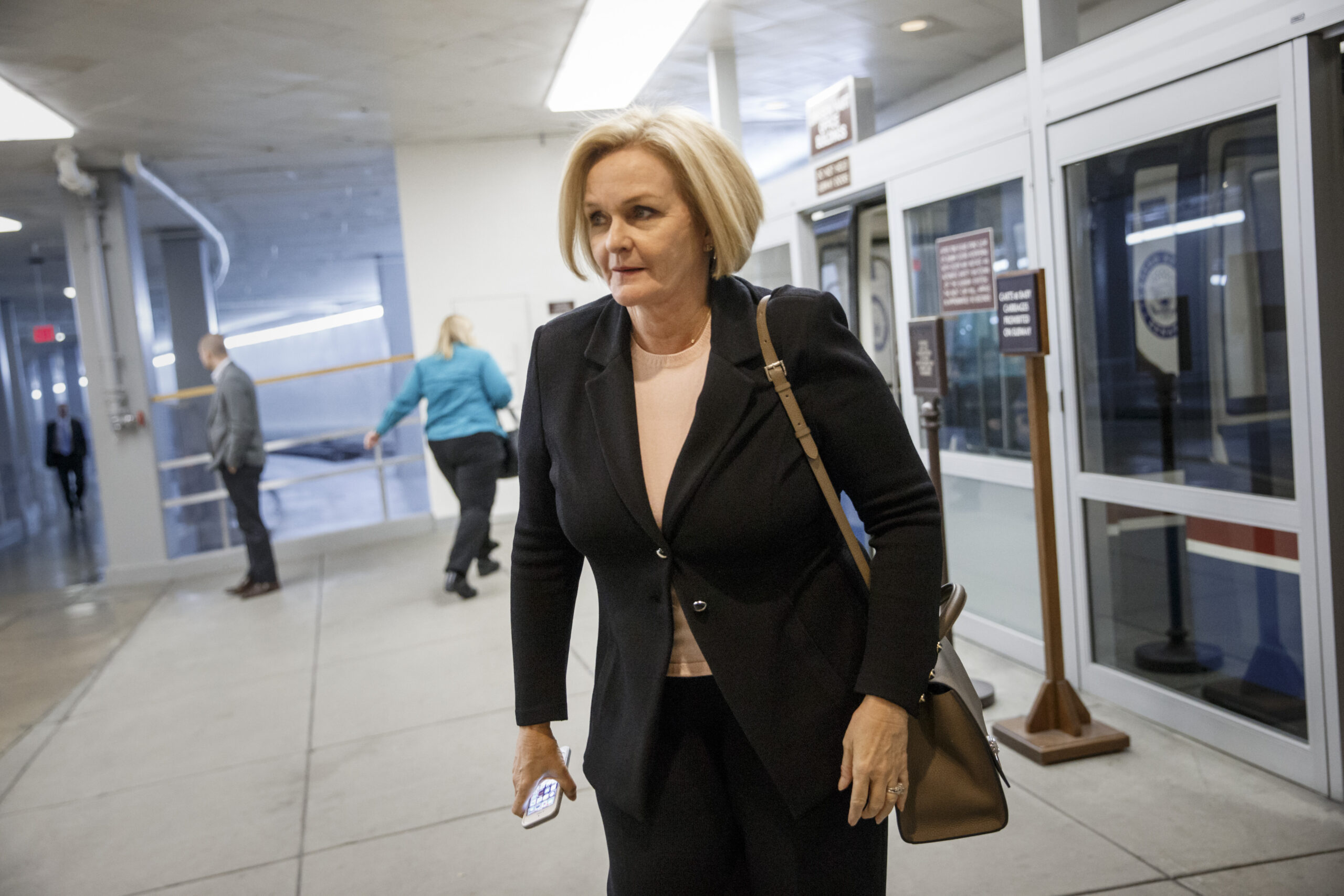 McCaskill bill targets telemarketing scammers