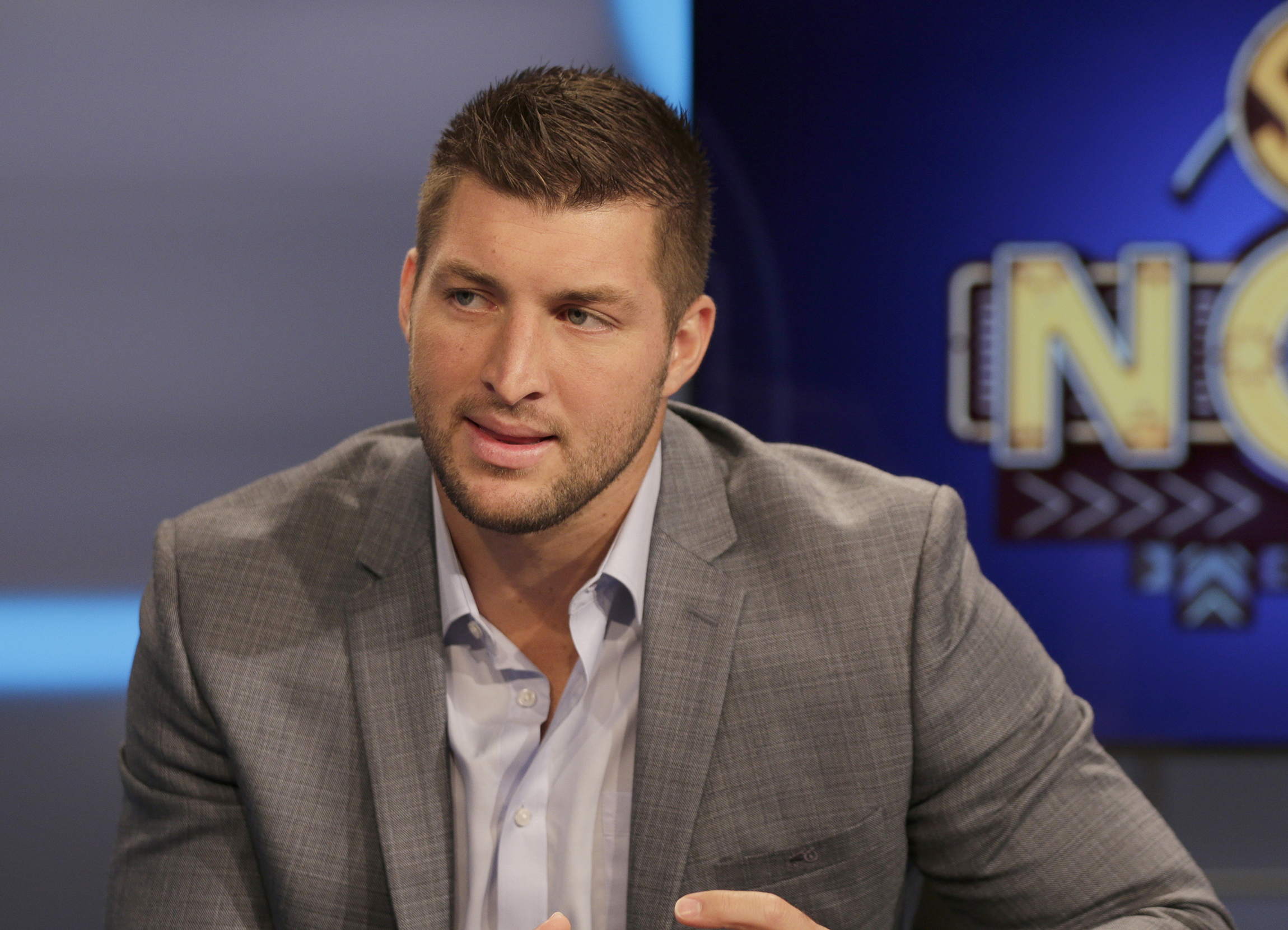 Tim Tebow teams up to provide help to Afghan refugees with Samaritan’s Purse