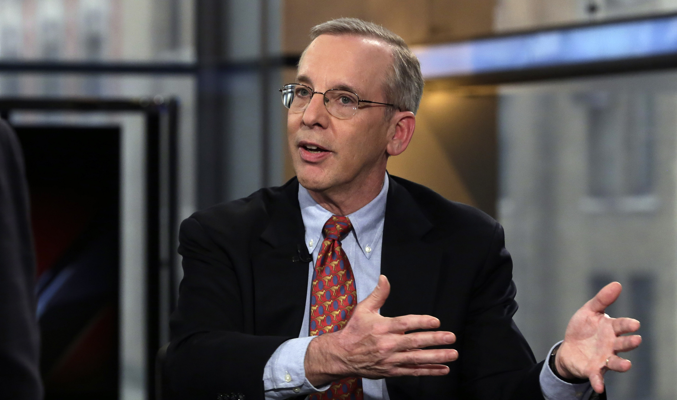 Fed official brushes off disappointing jobs report