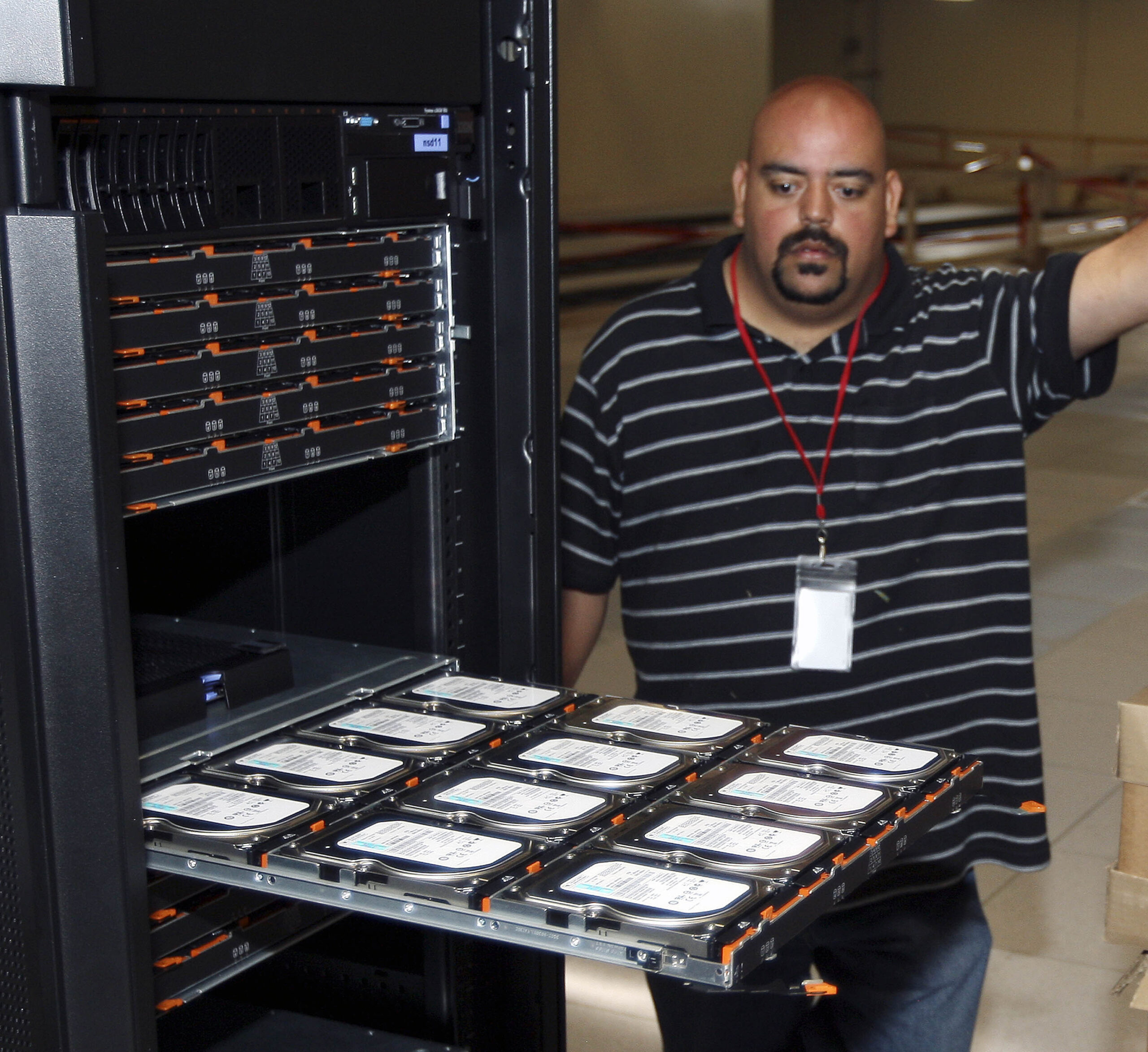 Supercomputer center at Cheyenne gets computers