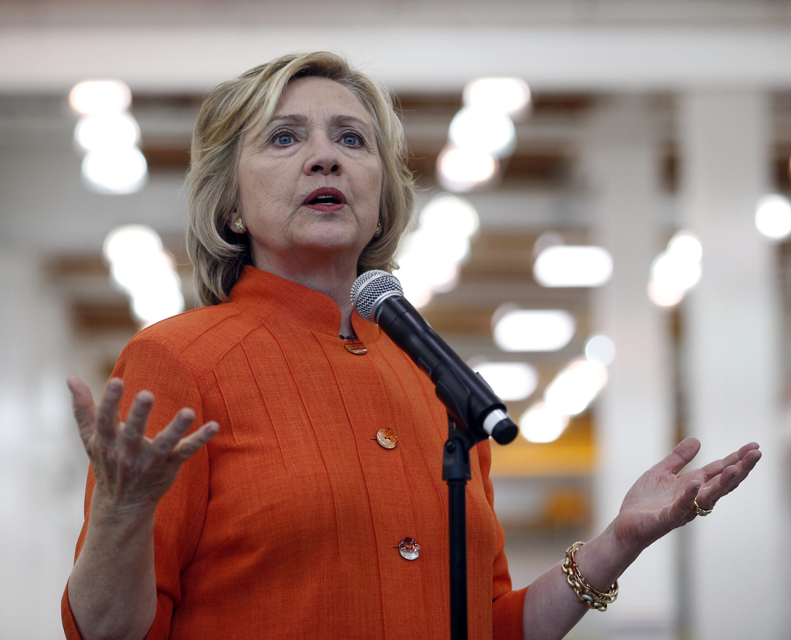 Former Trump staffer launches anti-Clinton super PAC