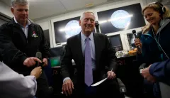 Mattis upends press travel tradition, unnerving some reporters