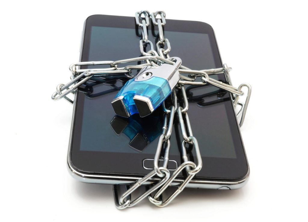 Holder says mobile encryption is ‘worrisome’ for law enforcement