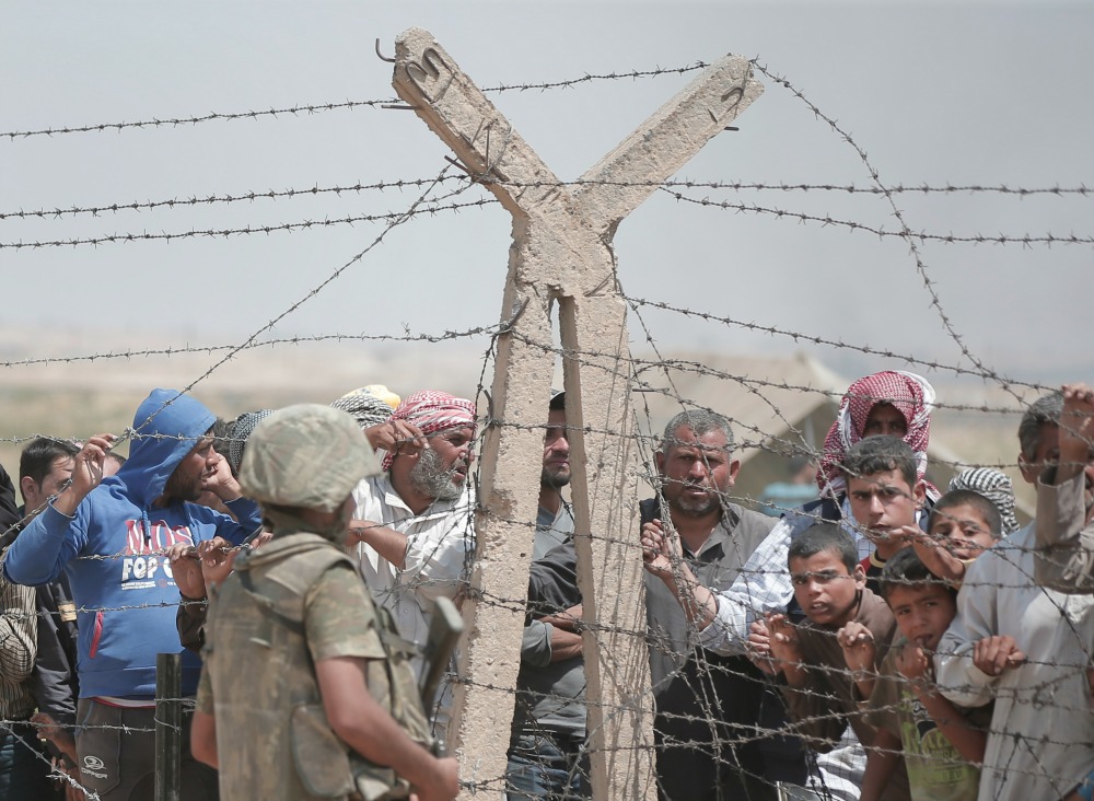 Report: Turkish border guards killed 5 Syrian refugees