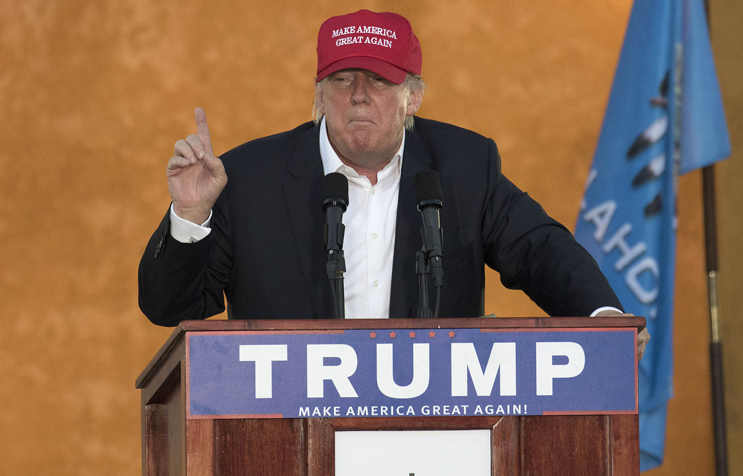 Trump reportedly set to announce huge tax cuts next week