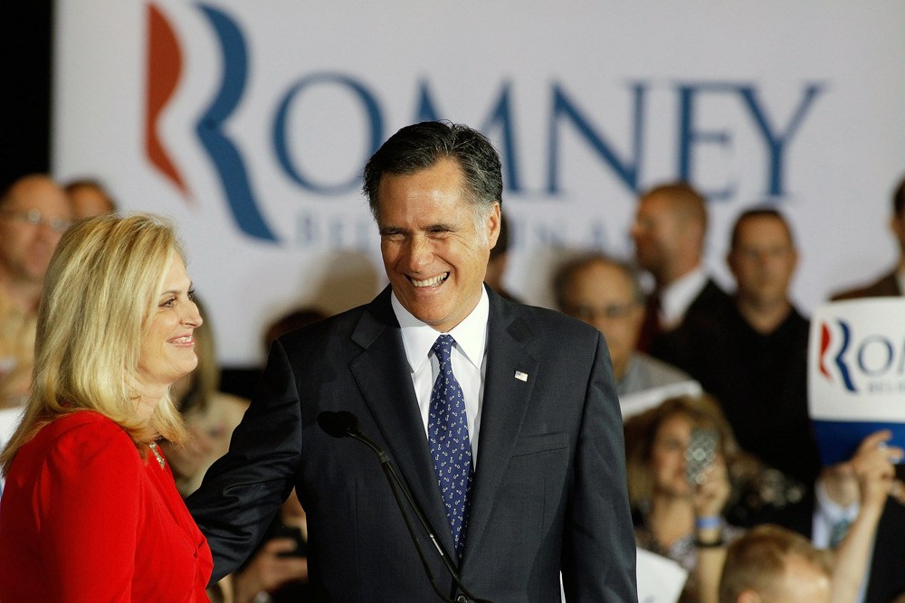 Romney dominates Santorum in Illinois primary