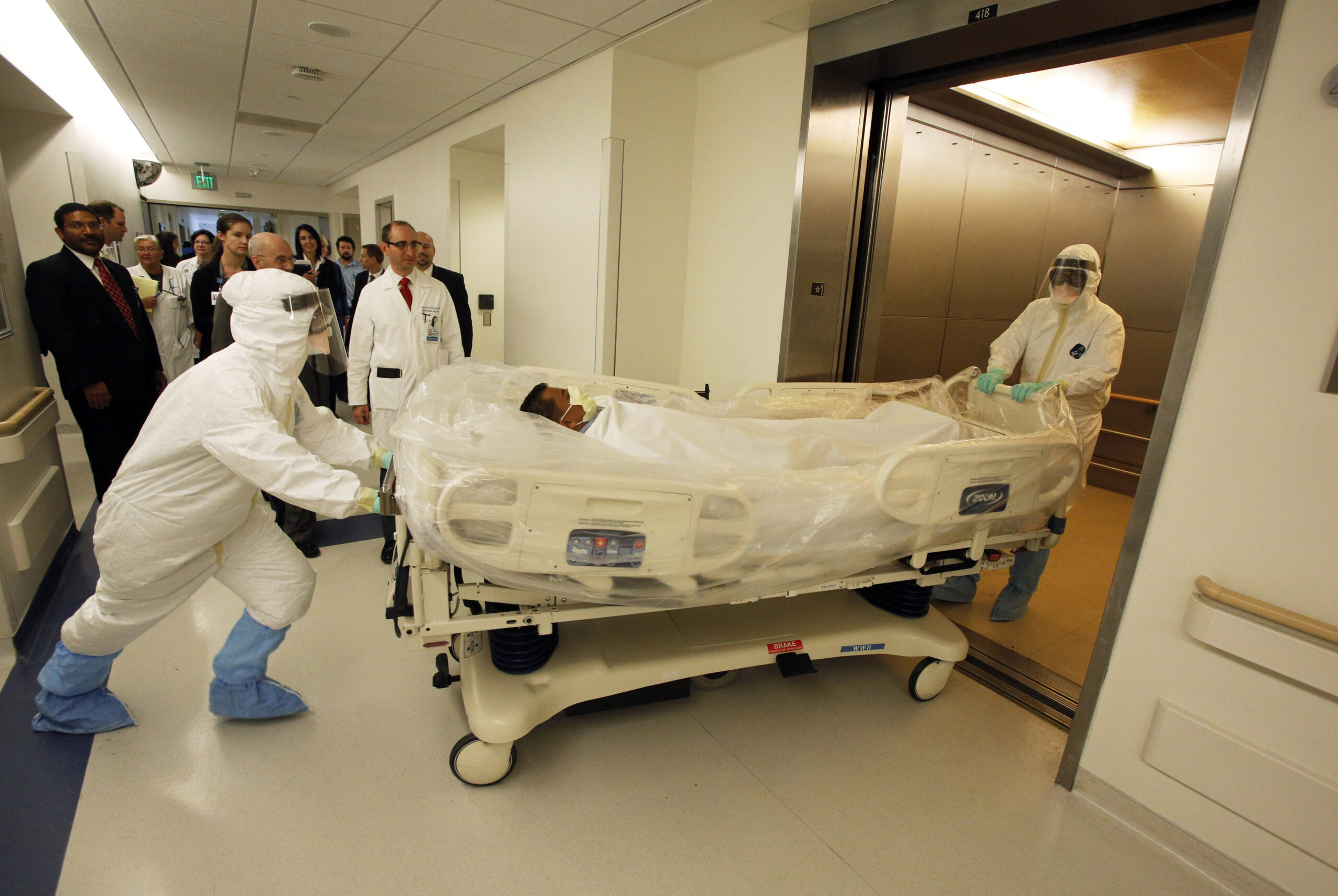 Ebola burden on U.S. hospital system warrants tighter travel restrictions