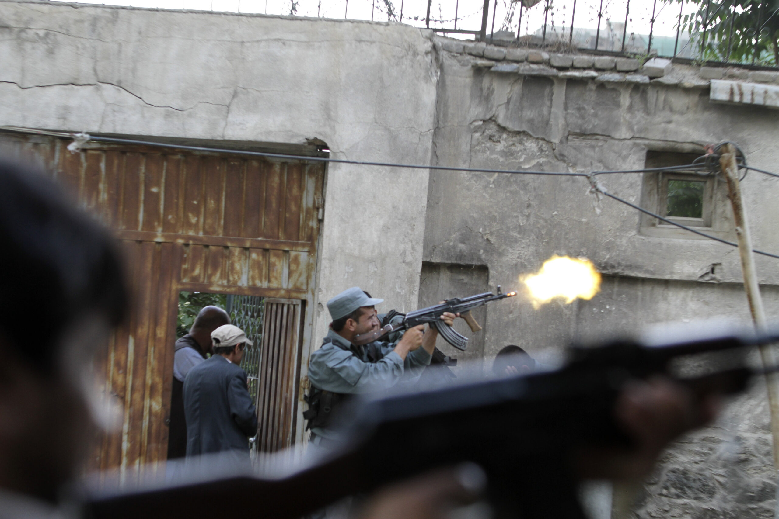 Afghan Taliban attack aid group, 2 guards killed