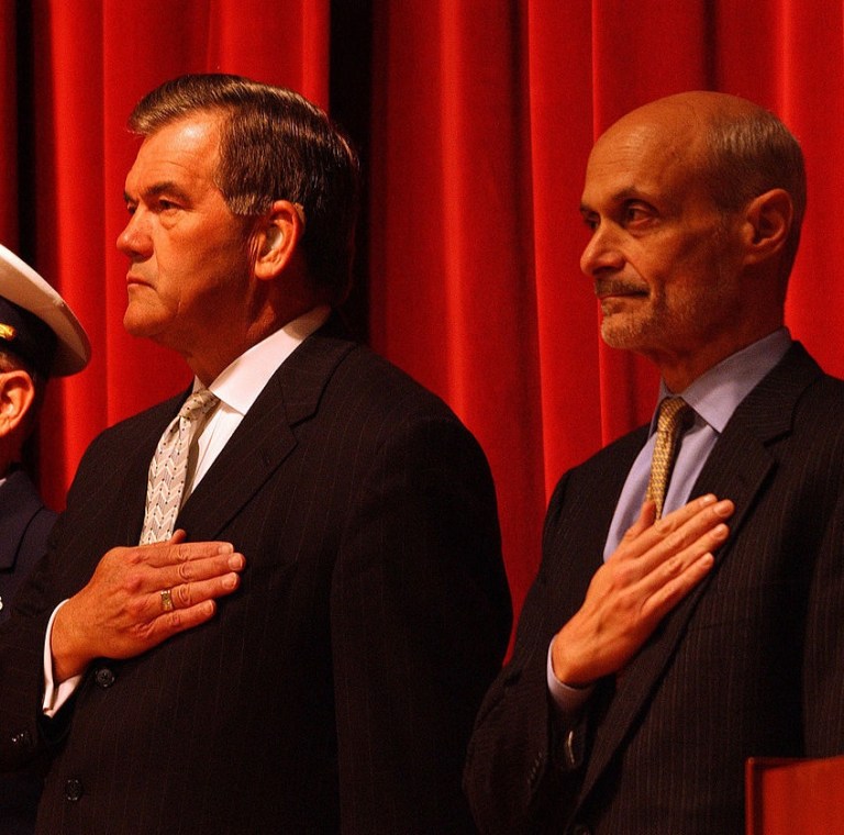 GOP NatSec Officials Say They Won’t Vote for Trump