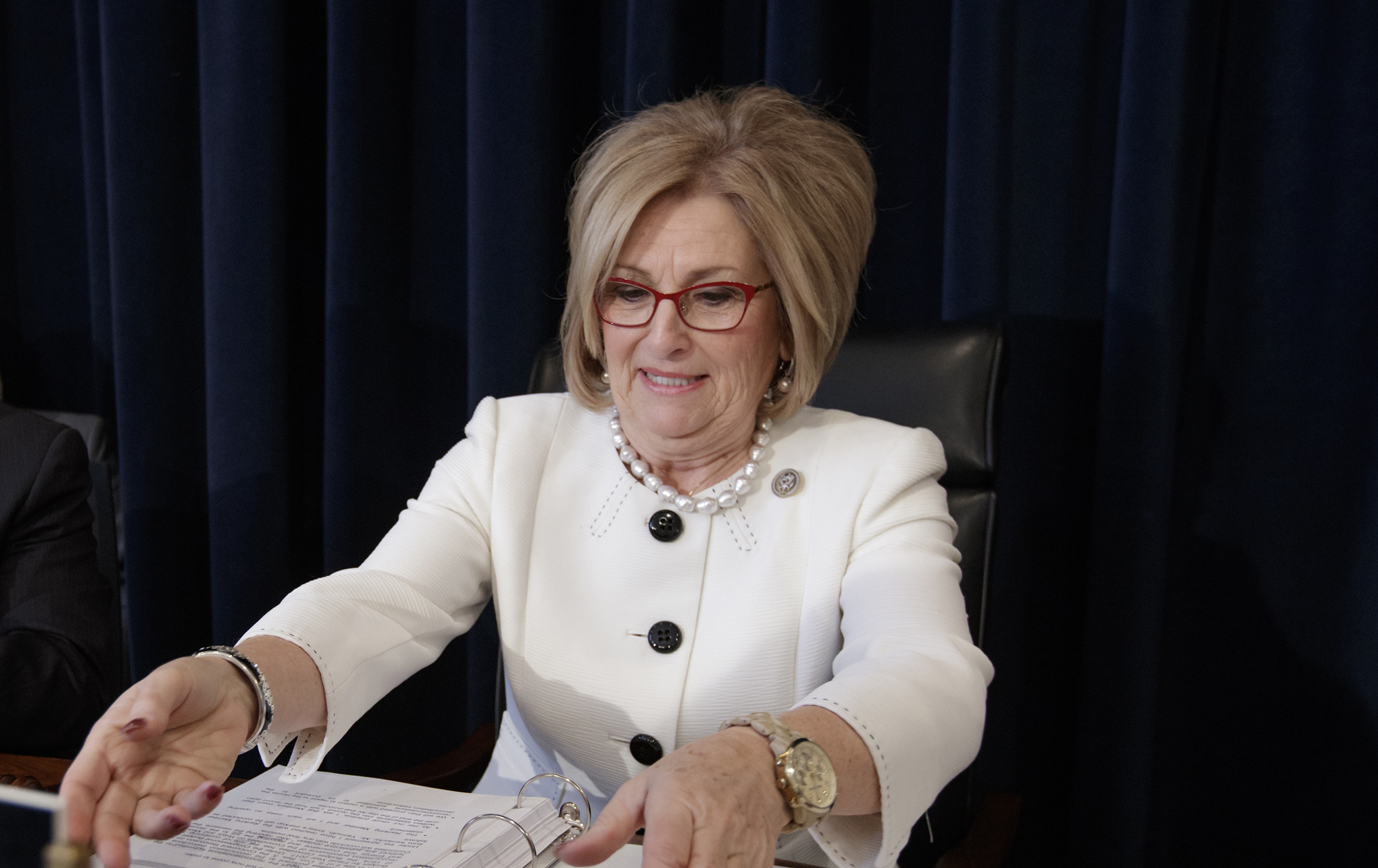 House Budget Committee passes Obamacare bill with three GOP defections