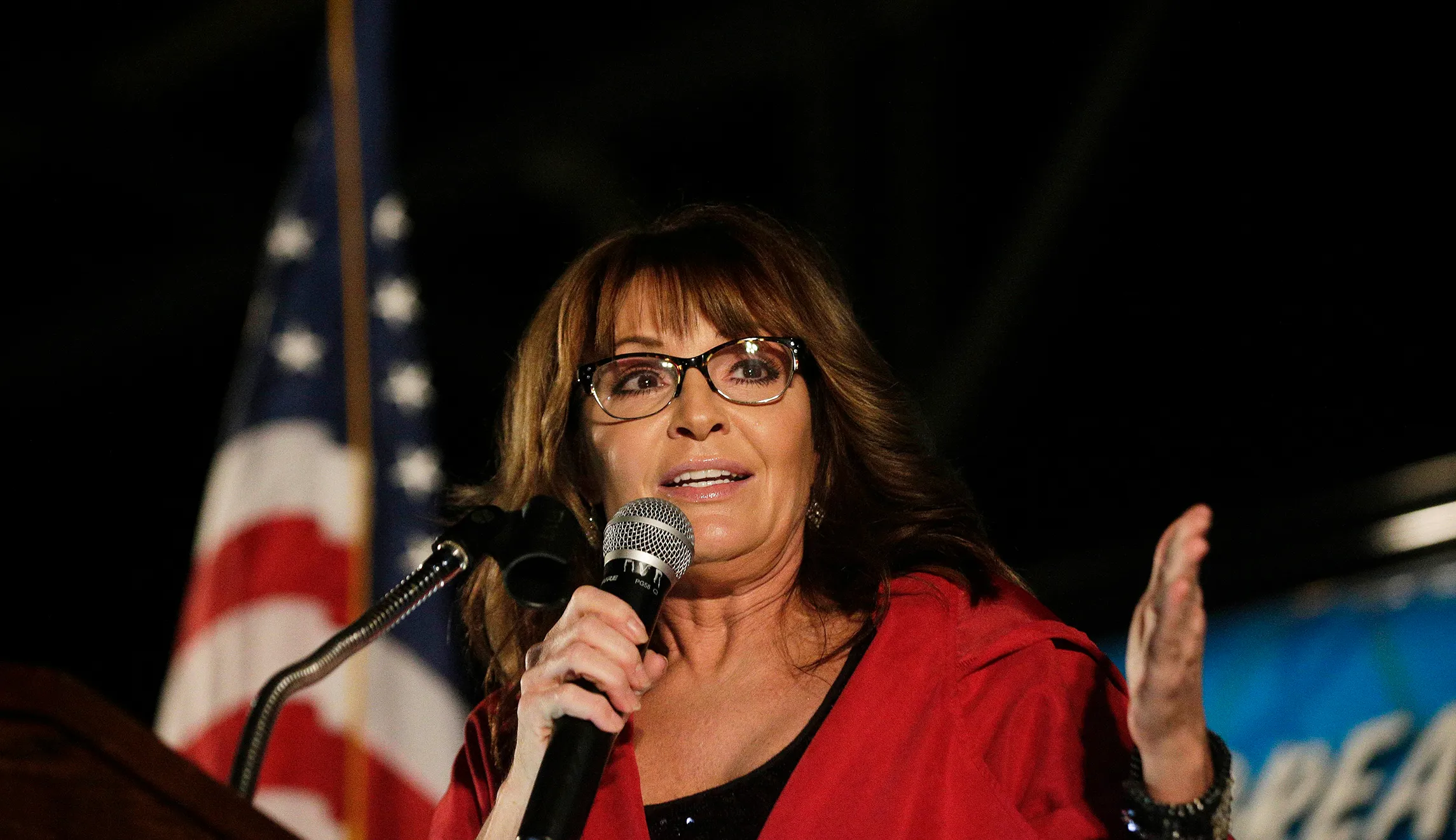 Where does Sarah Palin go for her apology on death panels?