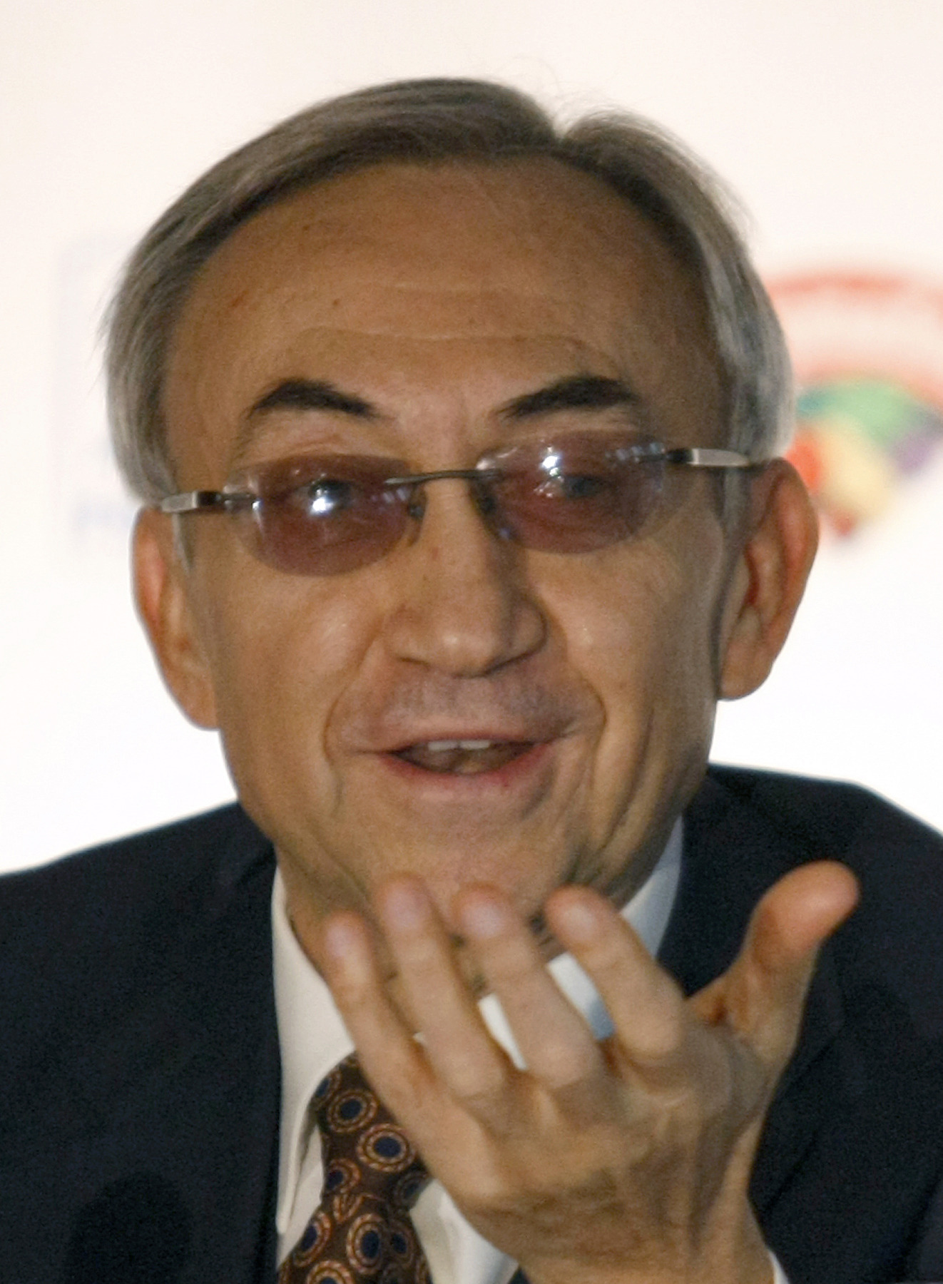 Serbia’s billionaire retail tycoon detained
