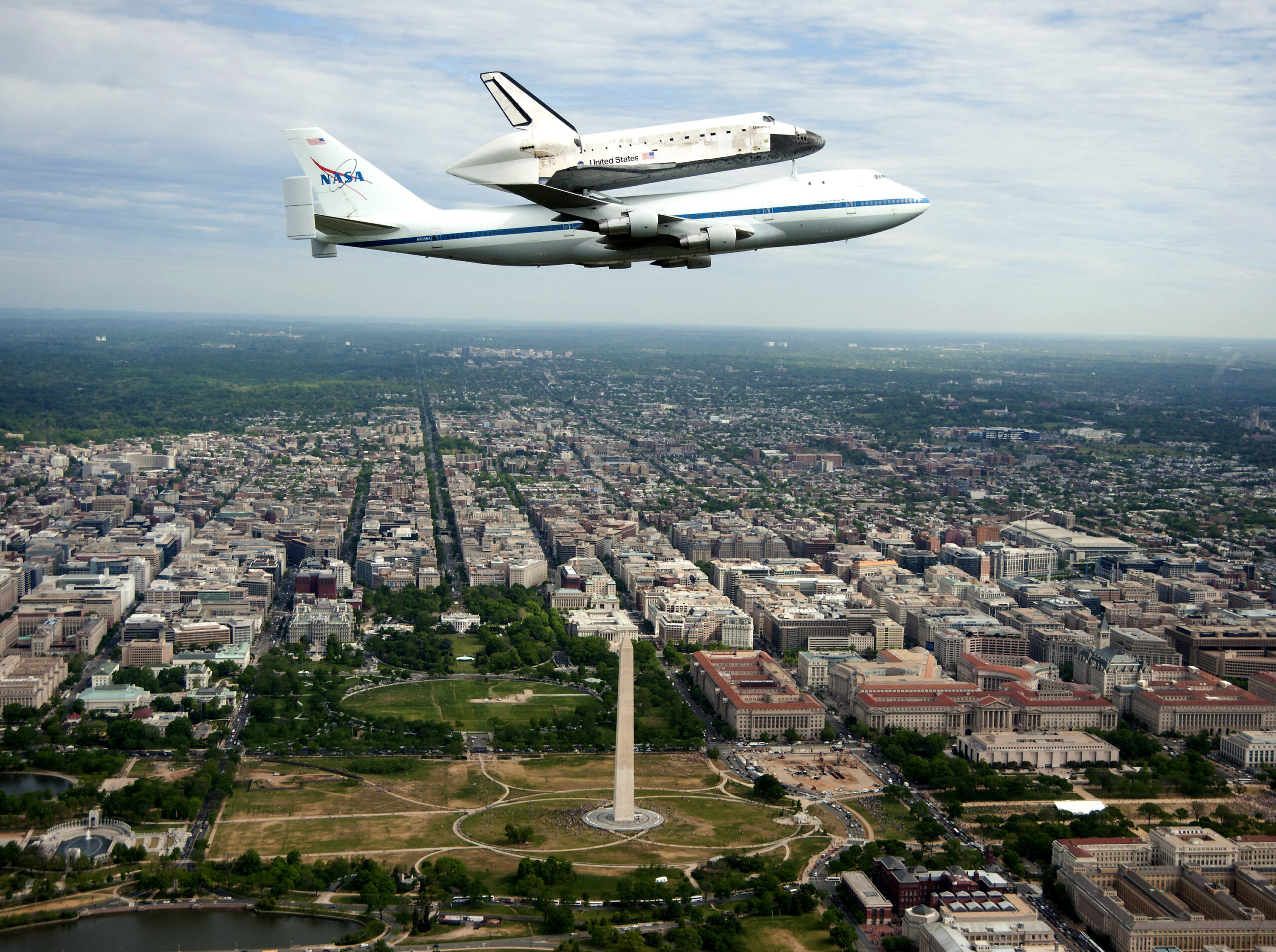 Examiner Editorial: Put NASA back into manned spaceflight