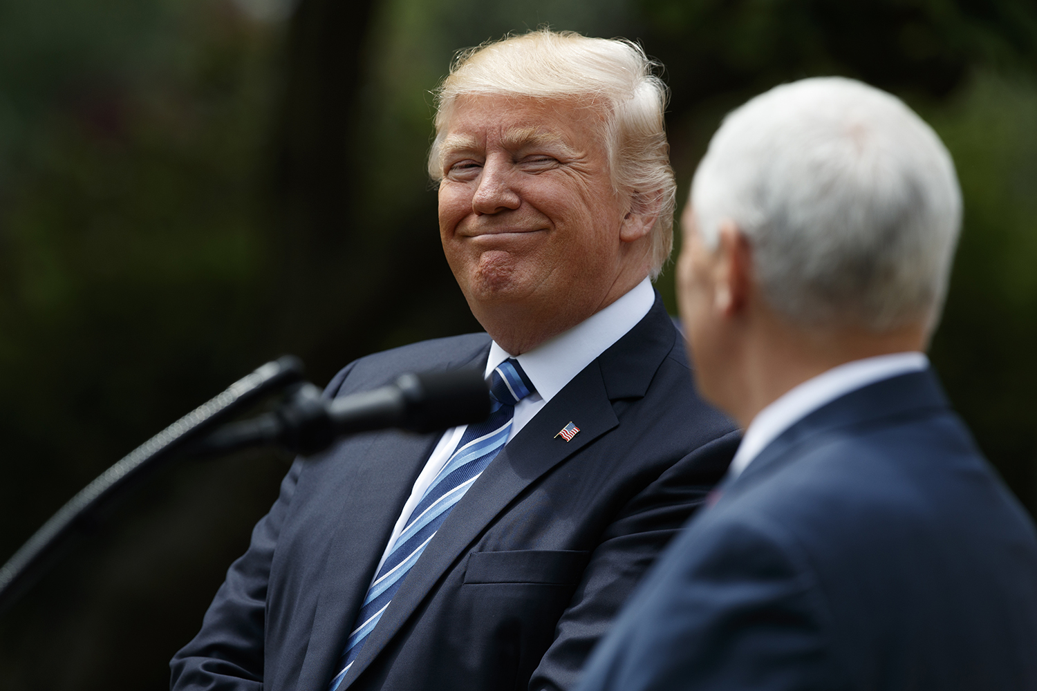 Trump notches much-needed win with Obamacare repeal vote