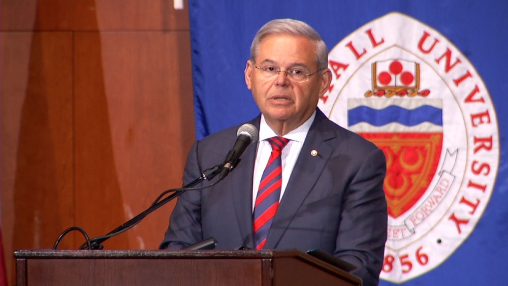 Senate Democrat Blasts Obama Administration Over Iran Payment