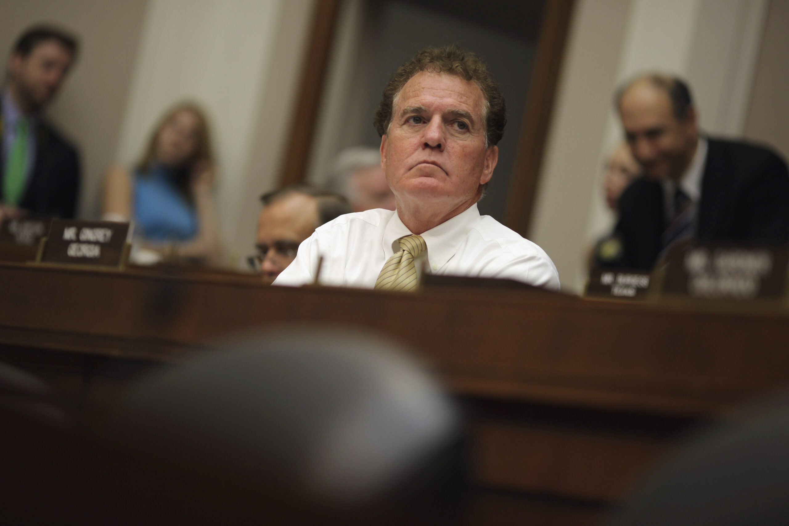 Phil Gingrey kept a lobbyist on his campaign payroll and earmarked money for lobbyist’s client