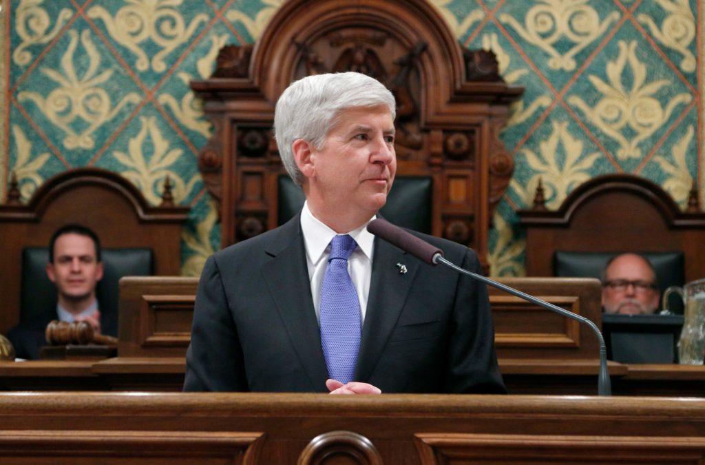 Michigan governor will release emails related to lead-contaminated water