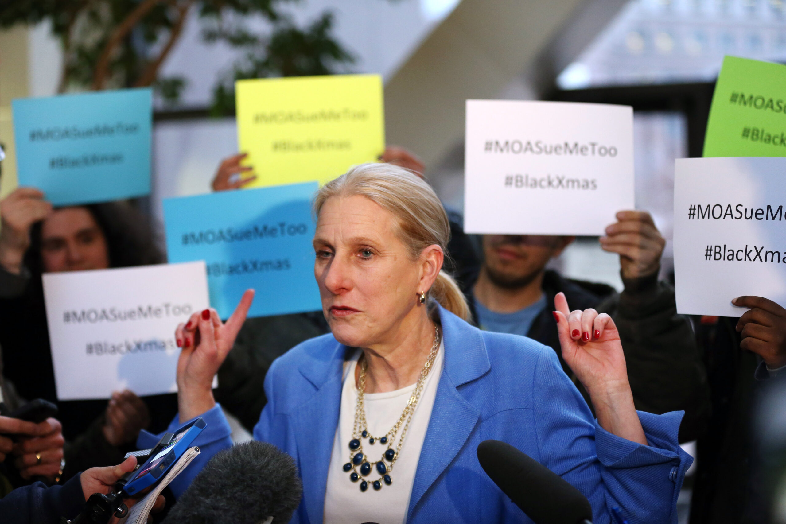 Black Lives Matter demonstrators, police meet at Mall of America protest