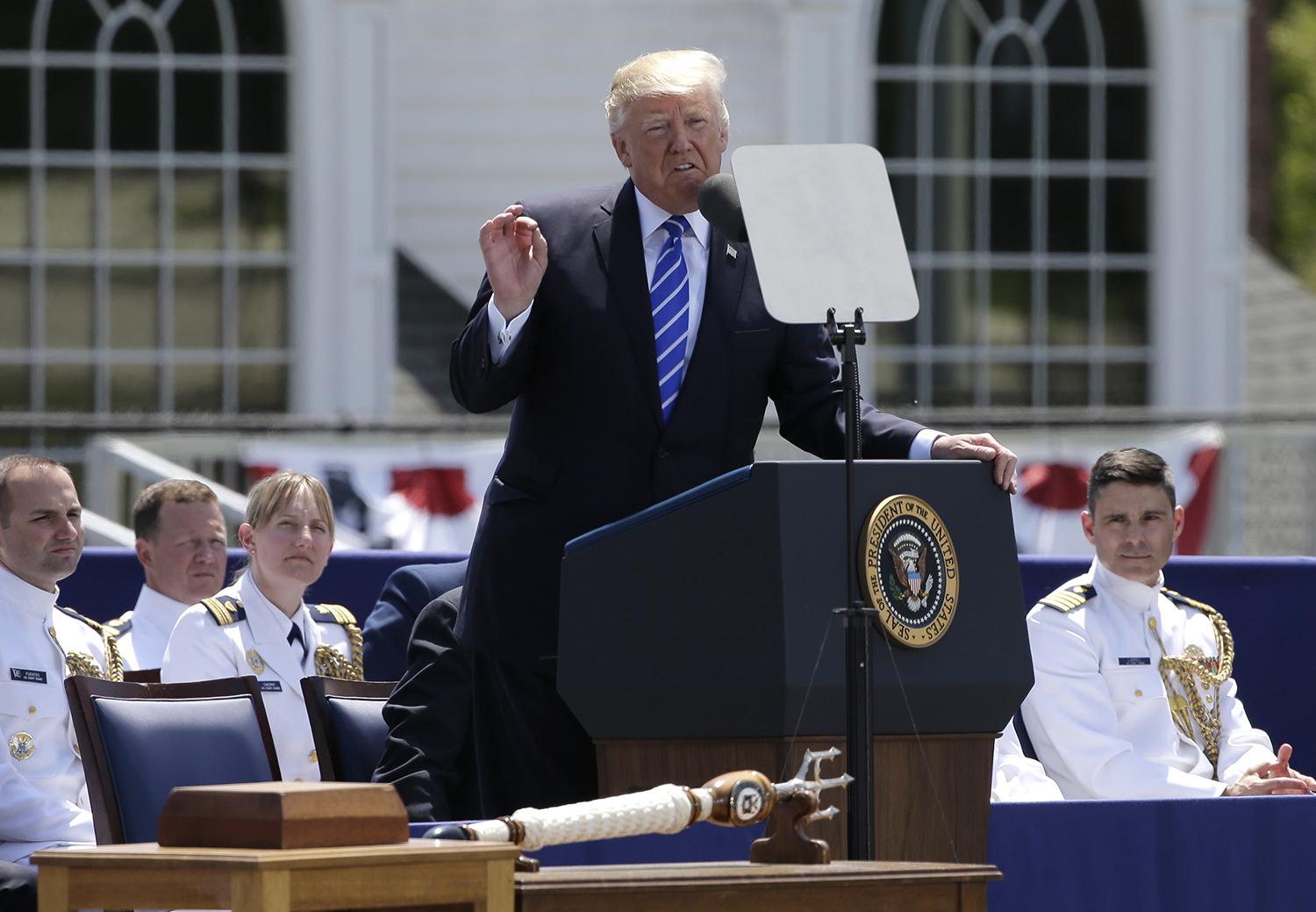 No, Trump didn’t talk about burgers during his Coast Guard speech
