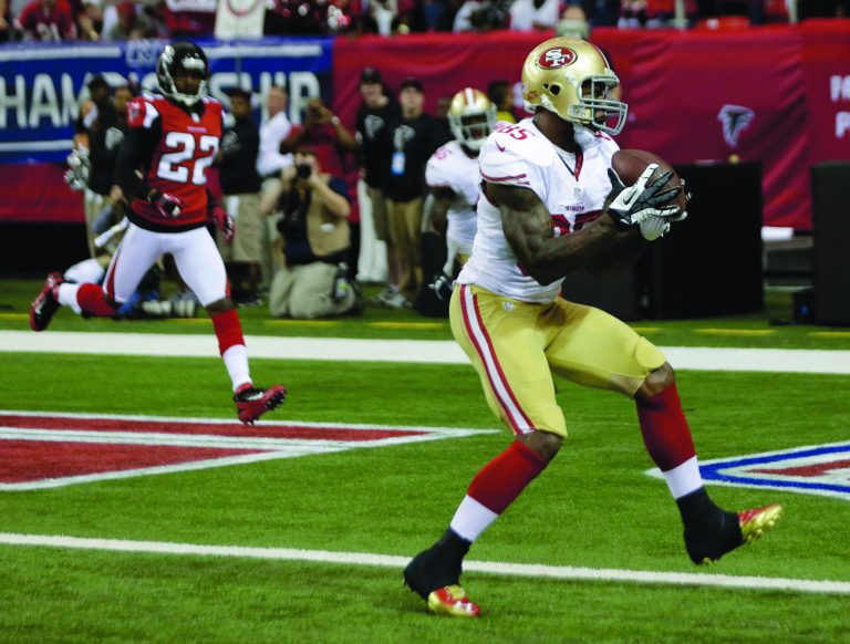 John Bazemore/AP
Vernon Davis' numbers were down this year, but he did catch five passes for 106 yards and a touchdown in the NFC championship game.
