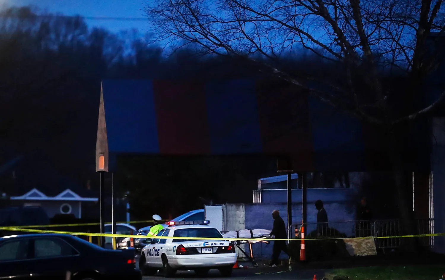 One dead, at least 14 injured in Cincinnati nightclub shooting