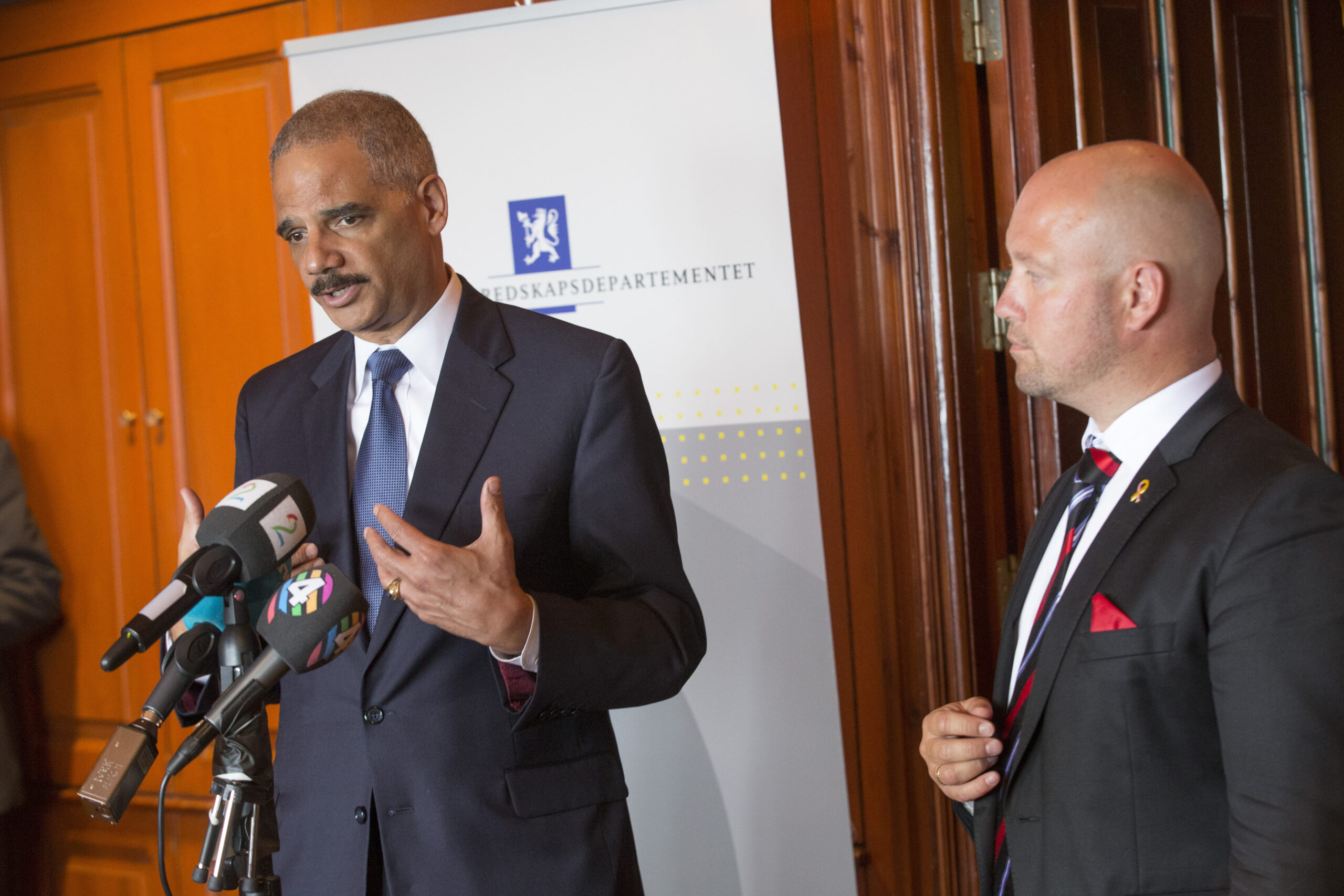 Holder: Threat from Syria endangers Europe, US